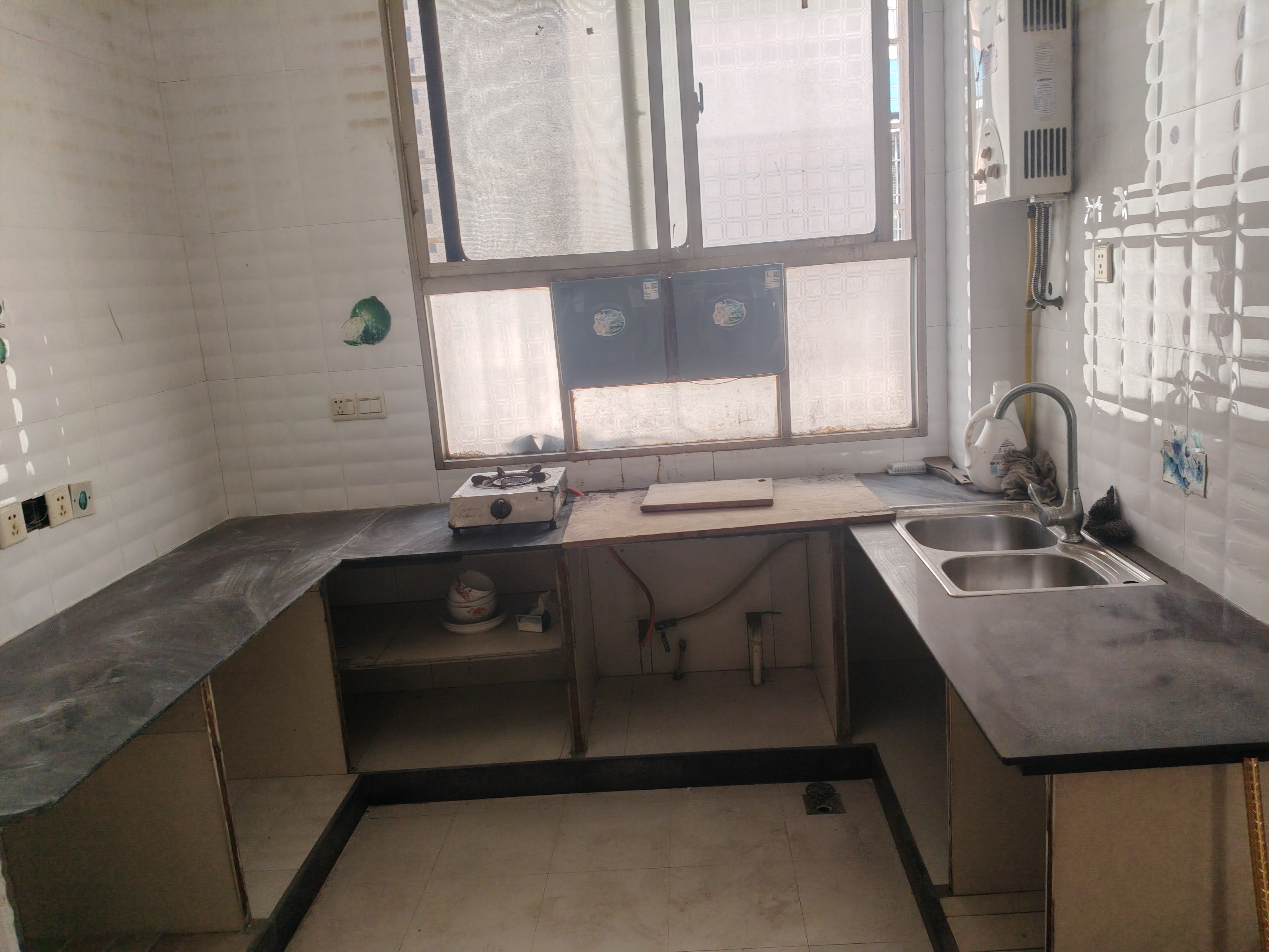 娄星区散盘 3室2厅1卫 32.8万 娄星区散盘 3室2厅1卫 32.8万客厅