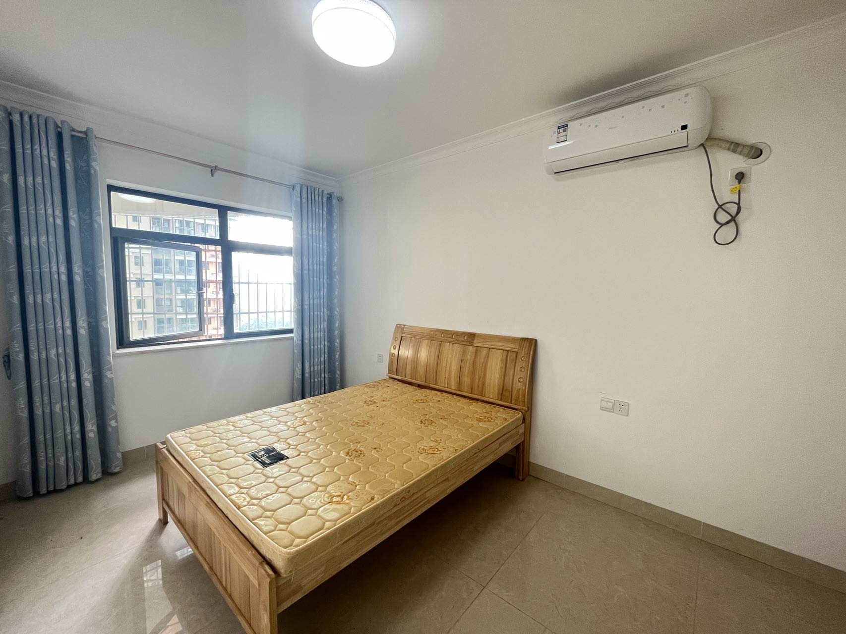 国兴城(C区) 2室2厅1卫 3400.0元/月 国兴城(C区) 2室2厅1卫 3400.0元/月室内图