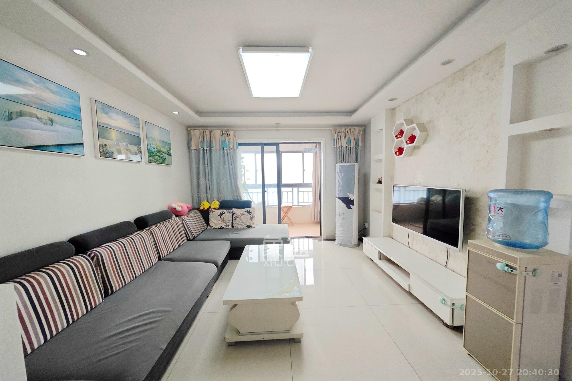 都市兰亭  3室2厅1卫    67.0万 都市兰亭  3室2厅1卫    67.0万客厅