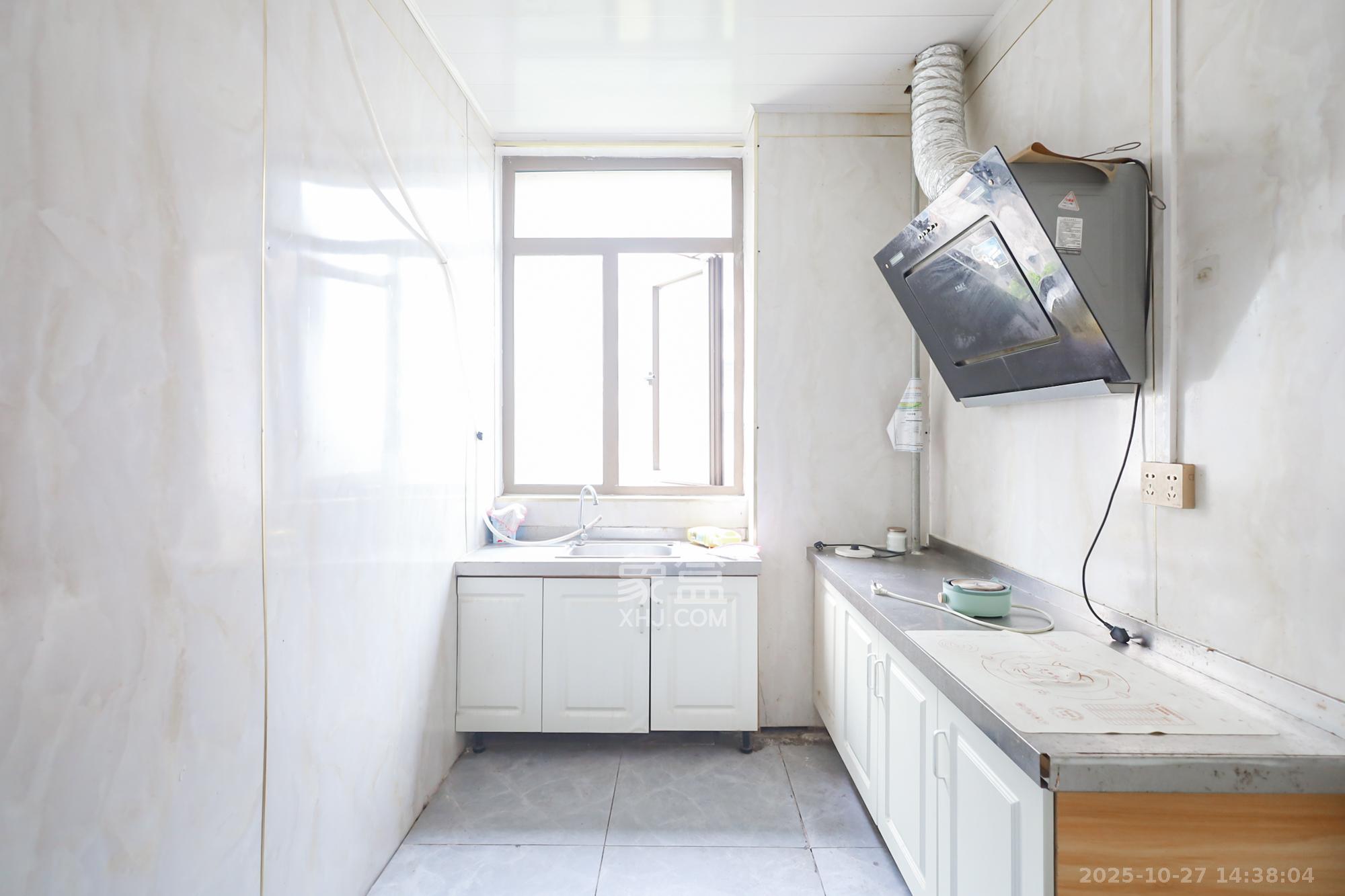 绿地湖湘中心  4室2厅2卫    240.0万 绿地湖湘中心  4室2厅2卫    240.0万其他