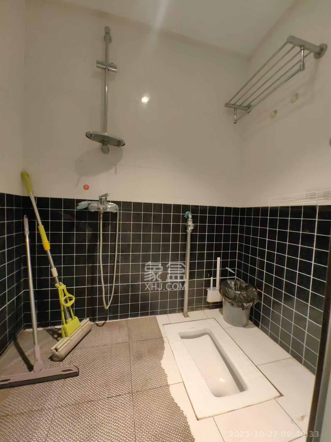 东上一品  2室1厅1卫    1700.0元/月 东上一品  2室1厅1卫    1700.0元/月室内图