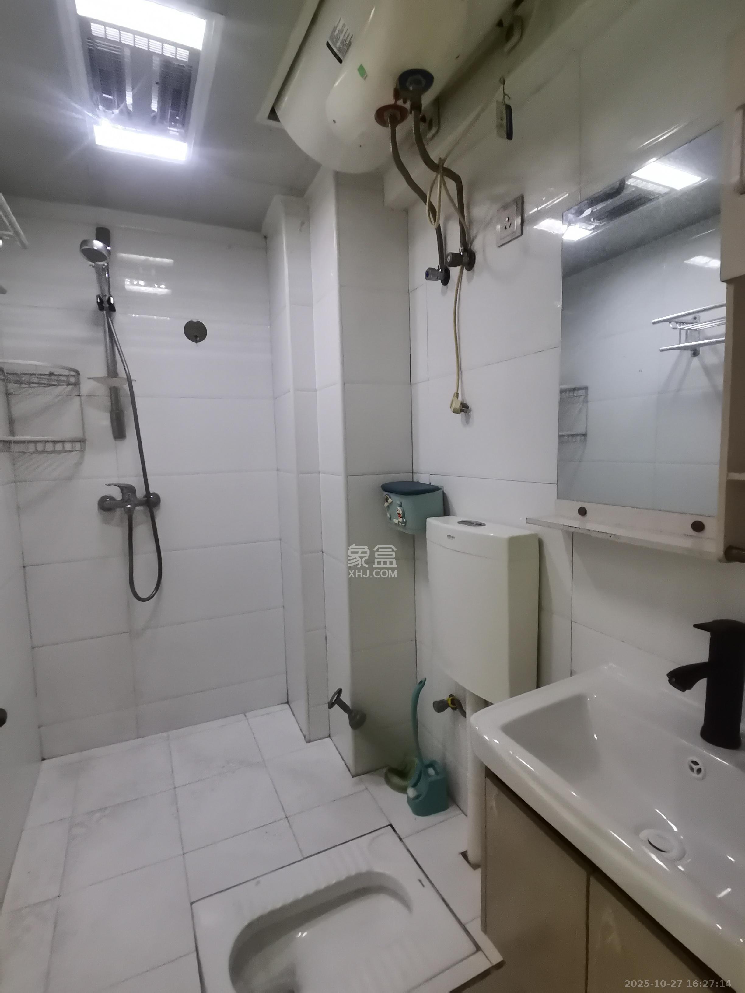 新远时代  1室1厅1卫    950.0元/月室内图