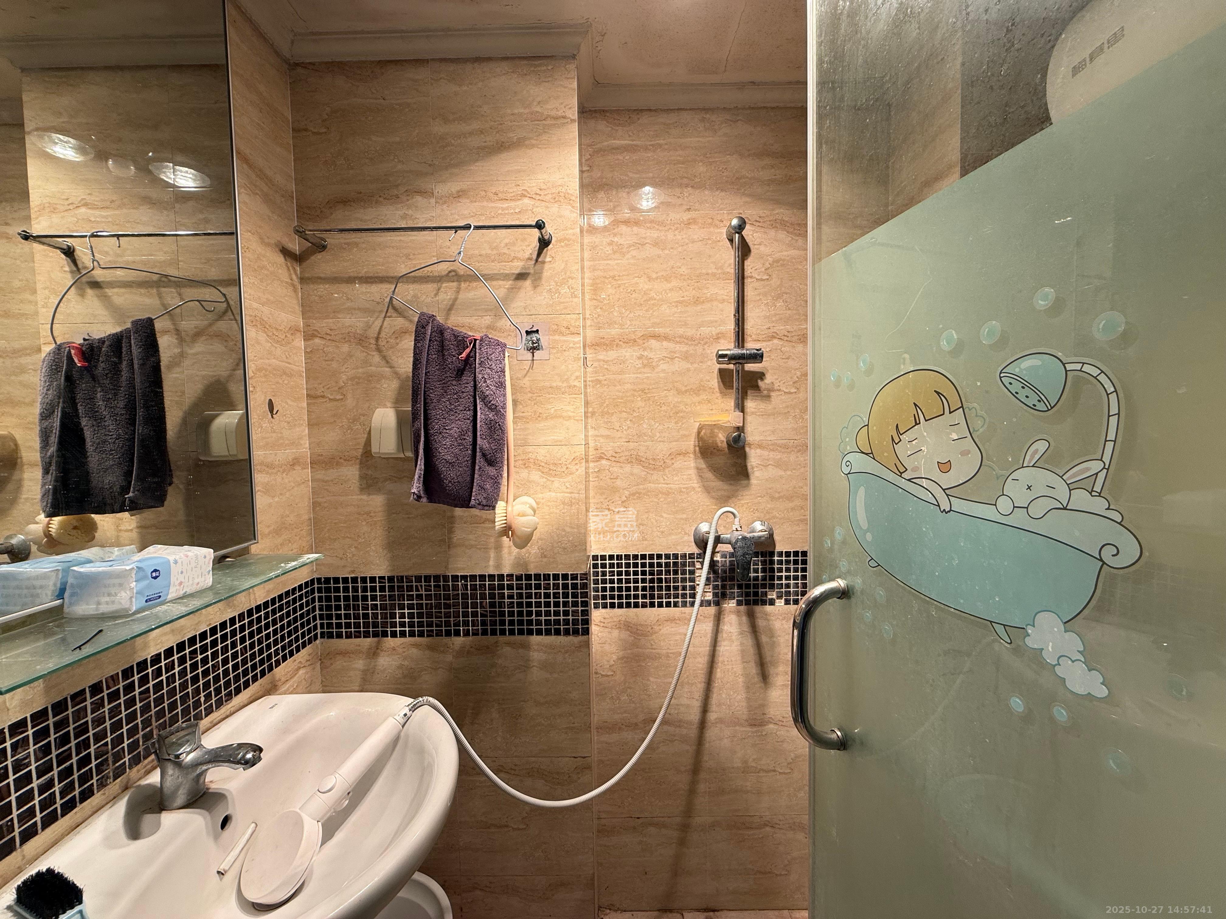 万科金域华府一期  1室0厅1卫    1100.0元/月 万科金域华府一期  1室0厅1卫    1100.0元/月室内图