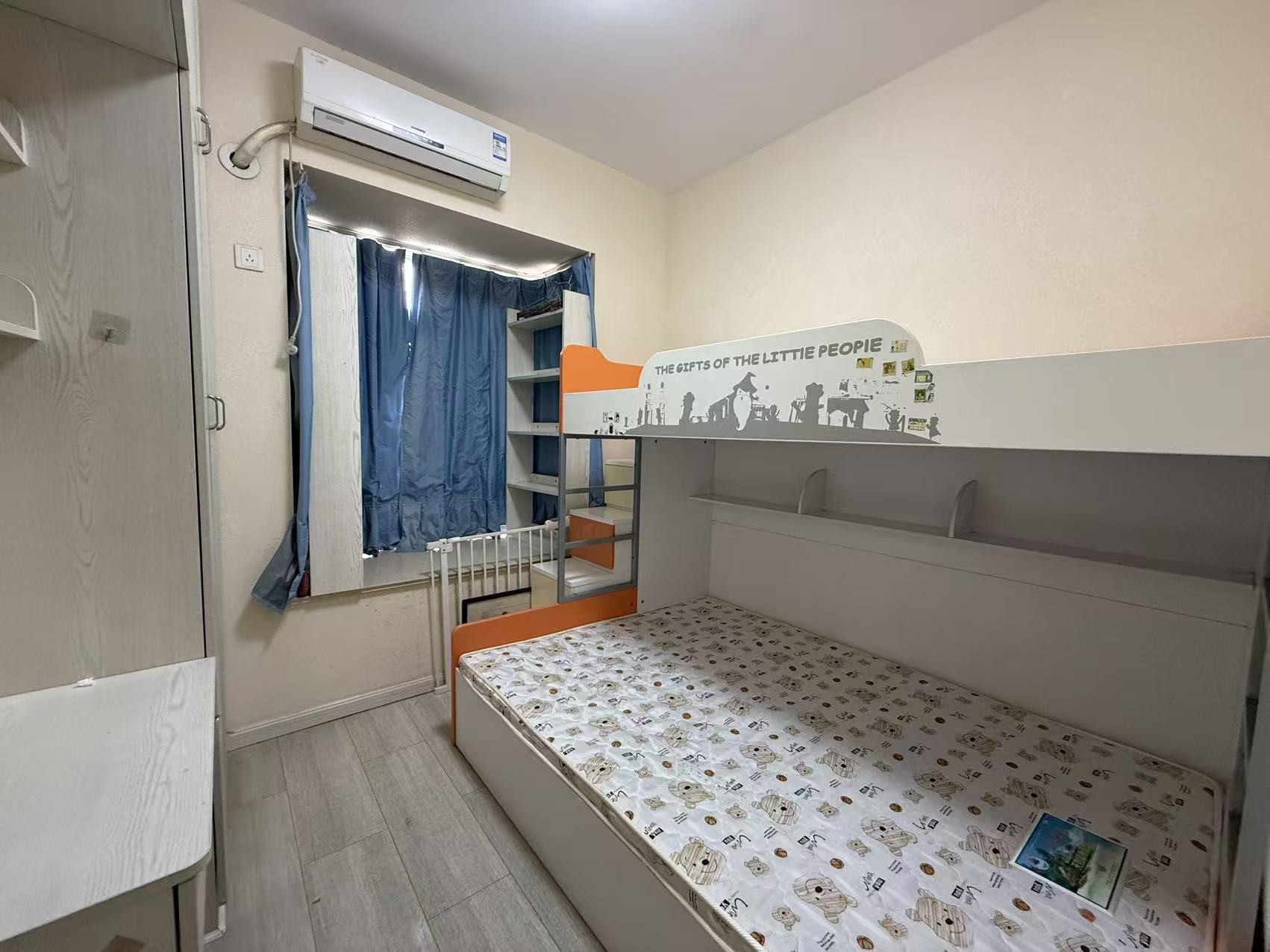 学府花园（文苑瑞景）  3室2厅1卫    1500.0元/月室内图