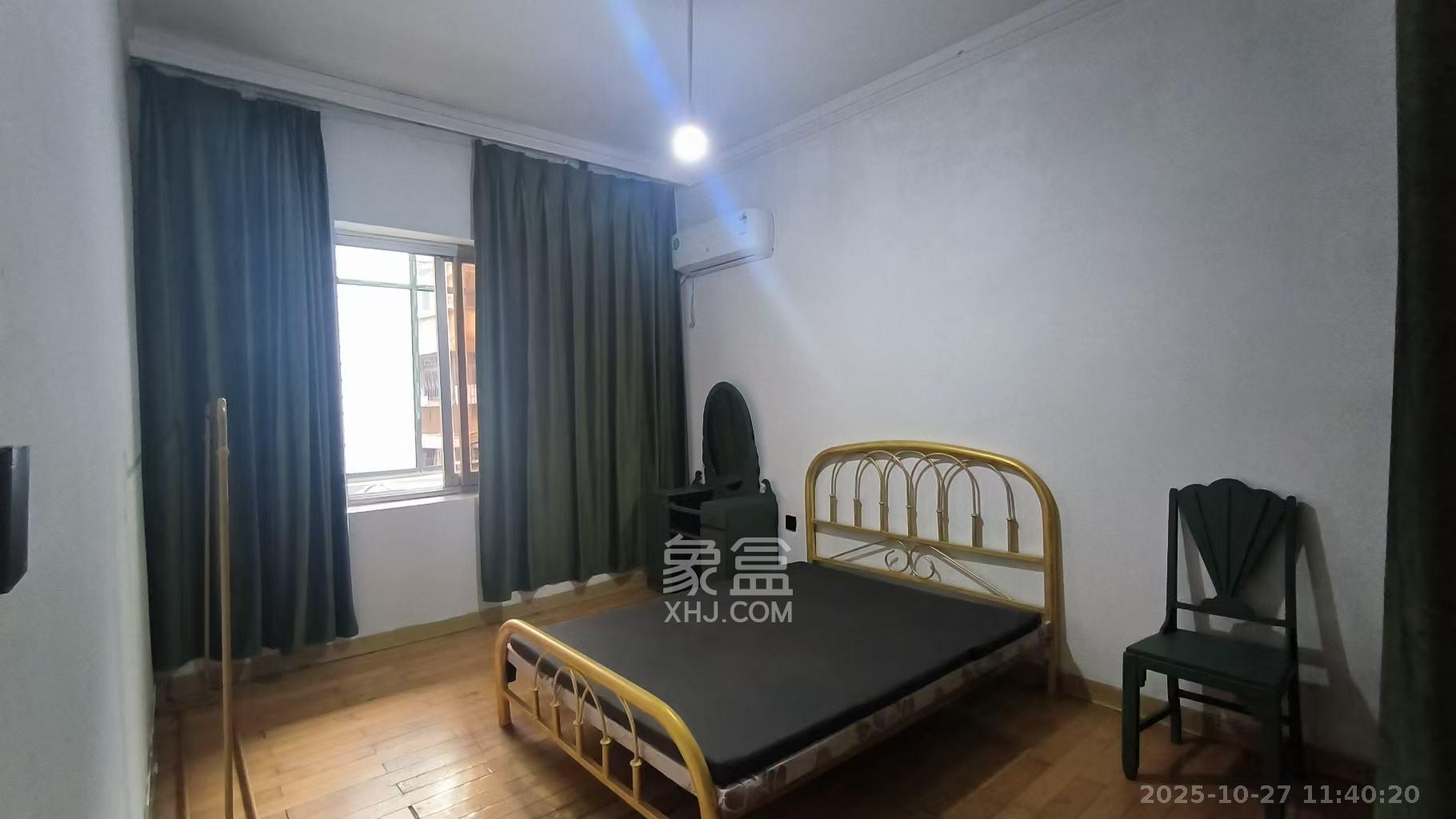 湖南省石油总公司宿舍  1室0厅0卫    2500.0元/月 湖南省石油总公司宿舍  1室0厅0卫    2500.0元/月室内图