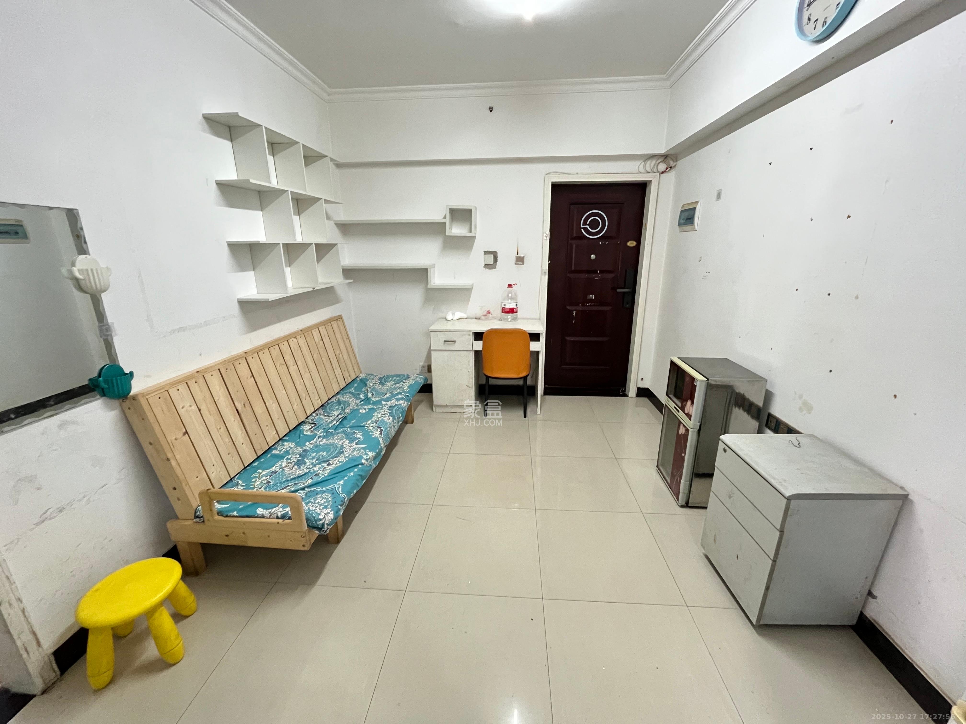 益佳苑  1室1厅1卫    1600.0元/月室内图