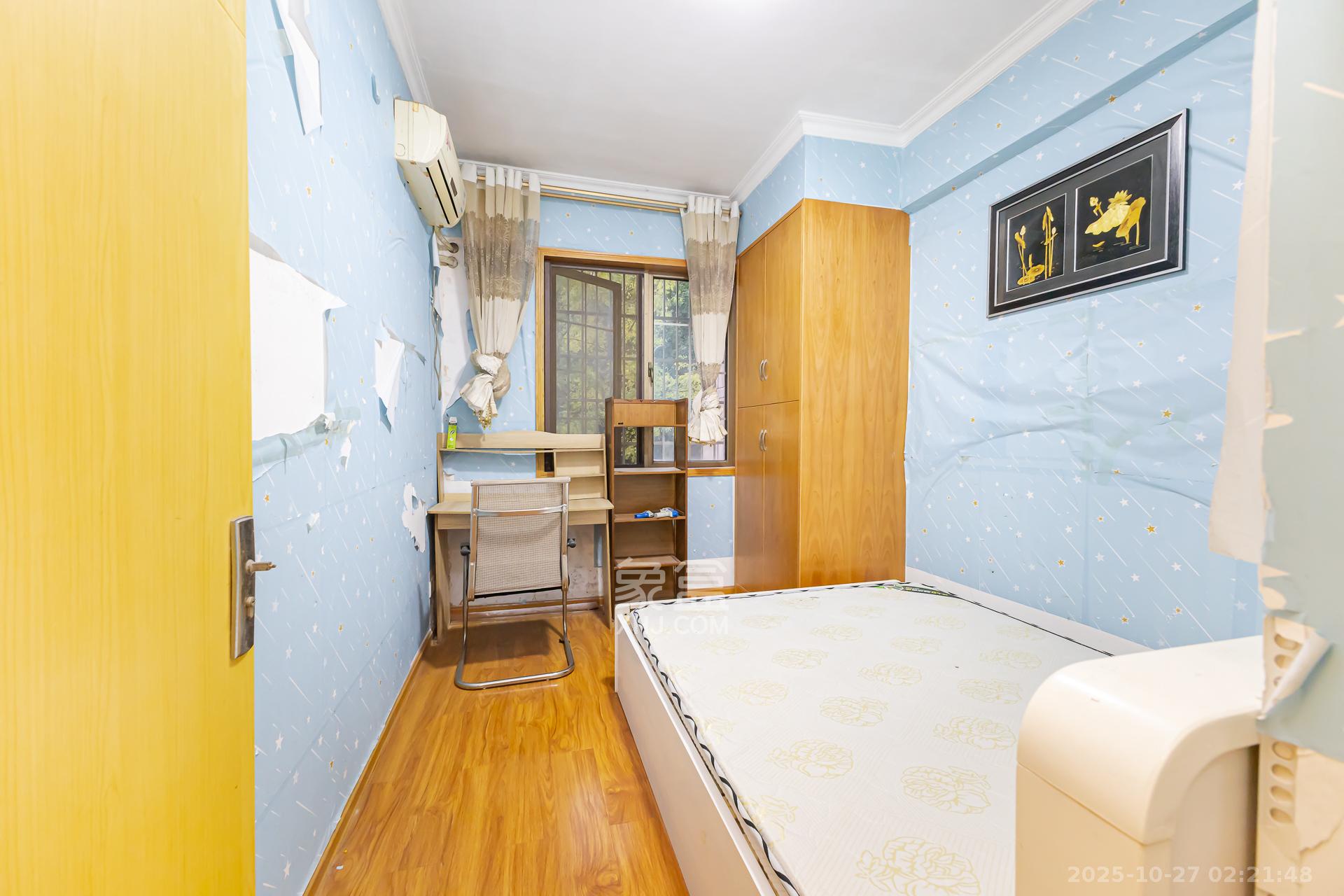 长沙玫瑰园 1室2厅2卫 65.0万 长沙玫瑰园 1室2厅2卫 65.0万卧室