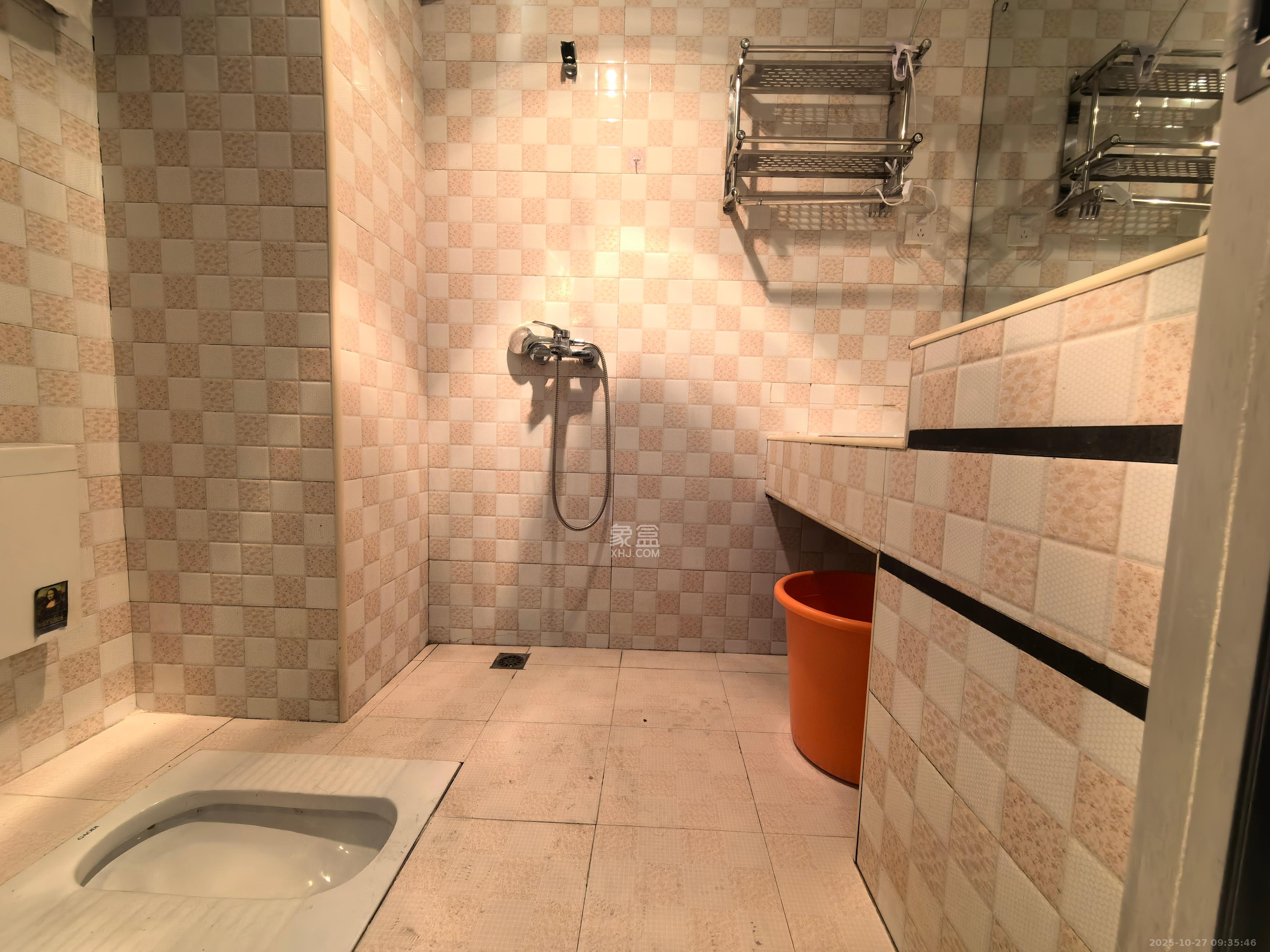 永林小时代  1室1厅1卫    1300.0元/月室内图