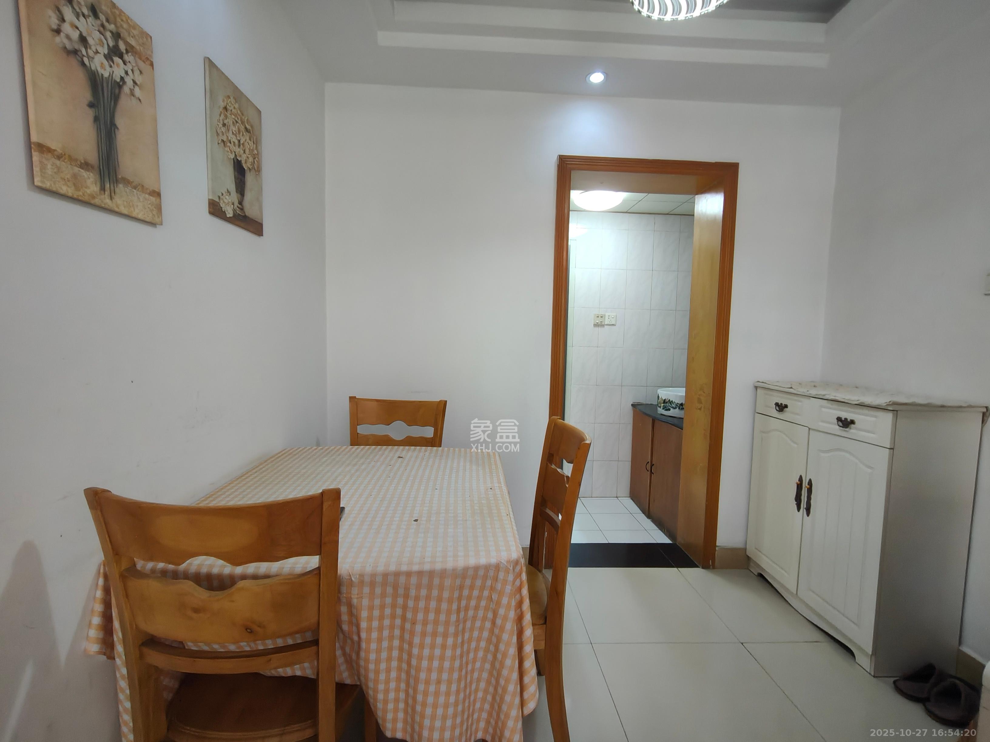 融城花苑  2室1厅1卫    1300.0元/月室内图