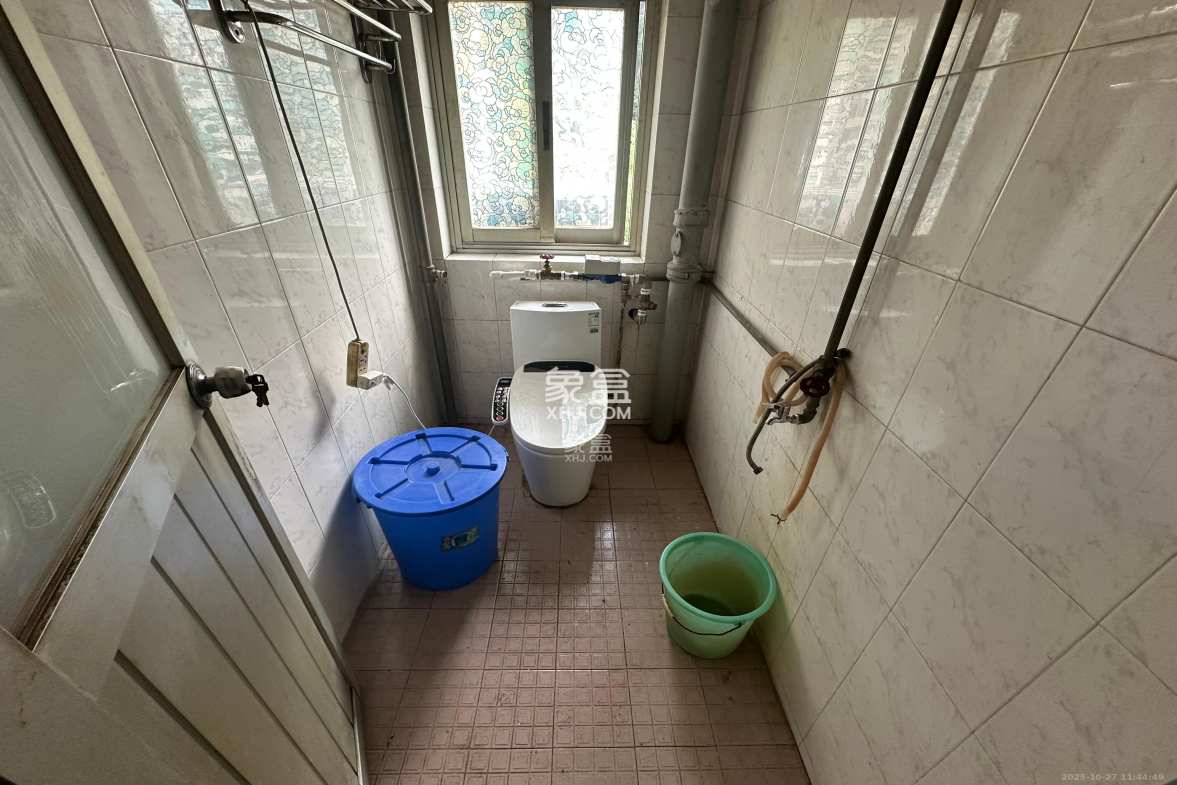 长沙理工大学东院西院 3室2厅2卫 2000.0元/月 长沙理工大学东院西院 3室2厅2卫 2000.0元/月室内图