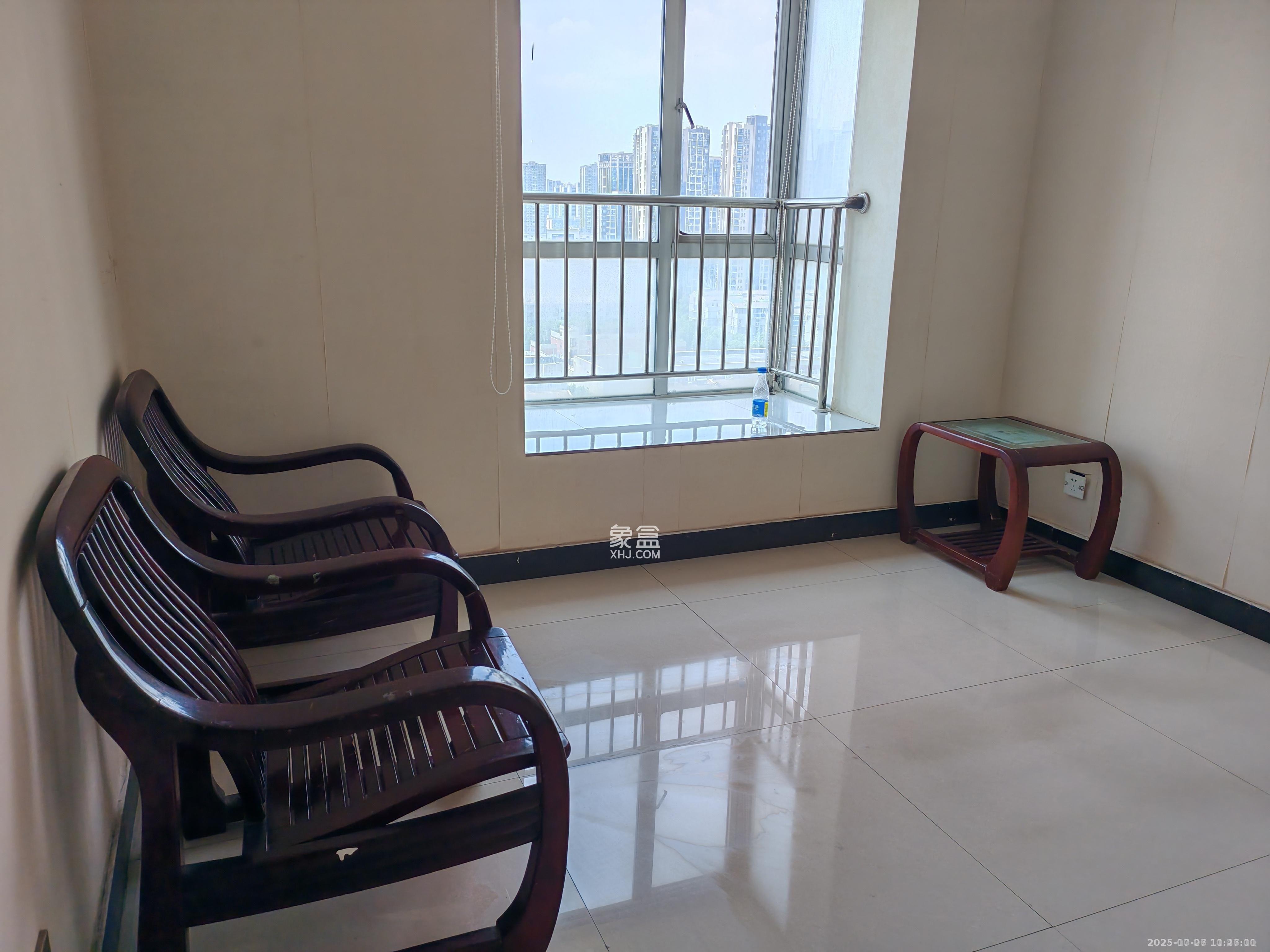 左岸右岸  3室2厅2卫    2800.0元/月 左岸右岸  3室2厅2卫    2800.0元/月室内图