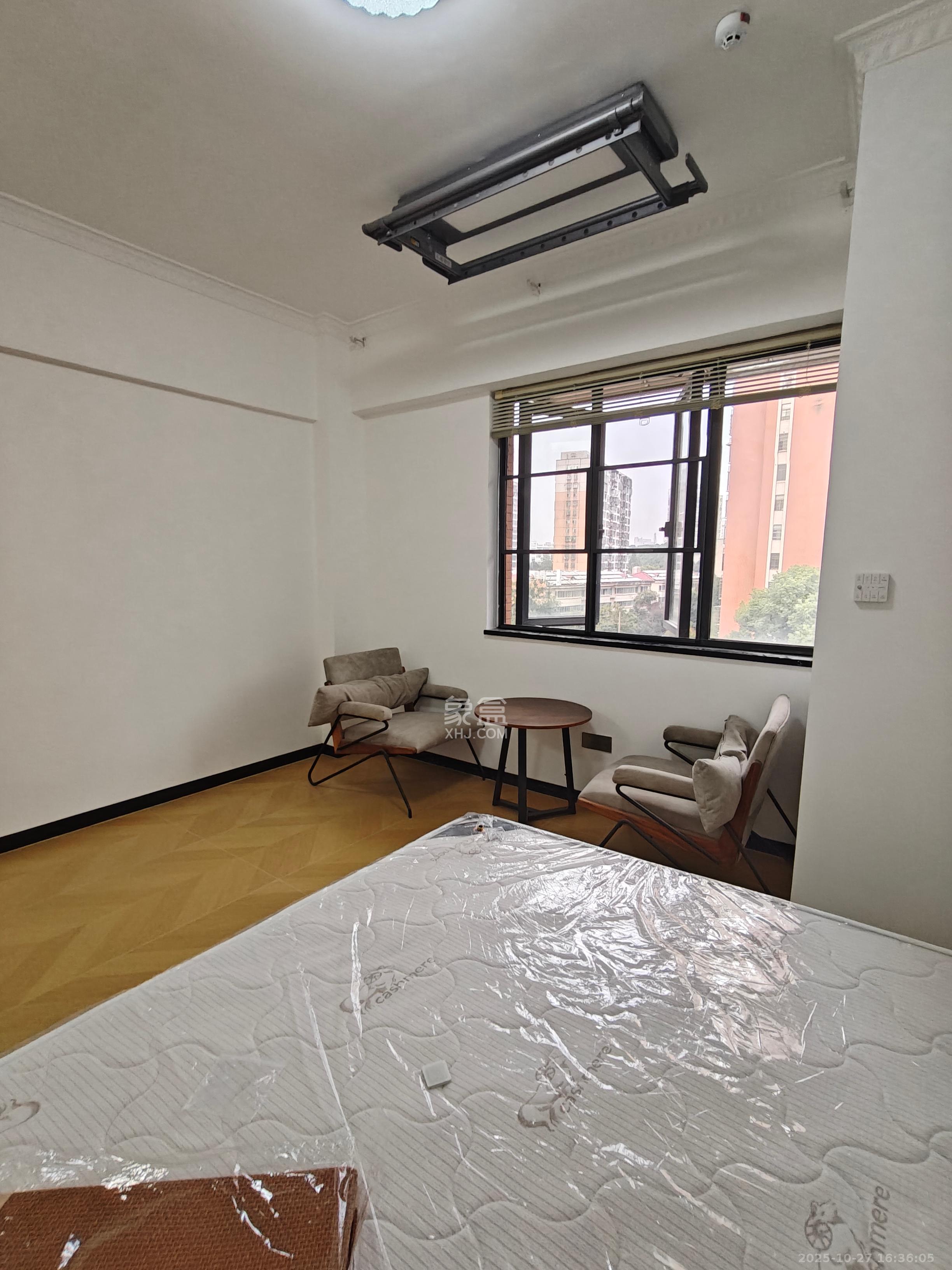 湘翰御舍  1室0厅1卫    1400.0元/月室内图