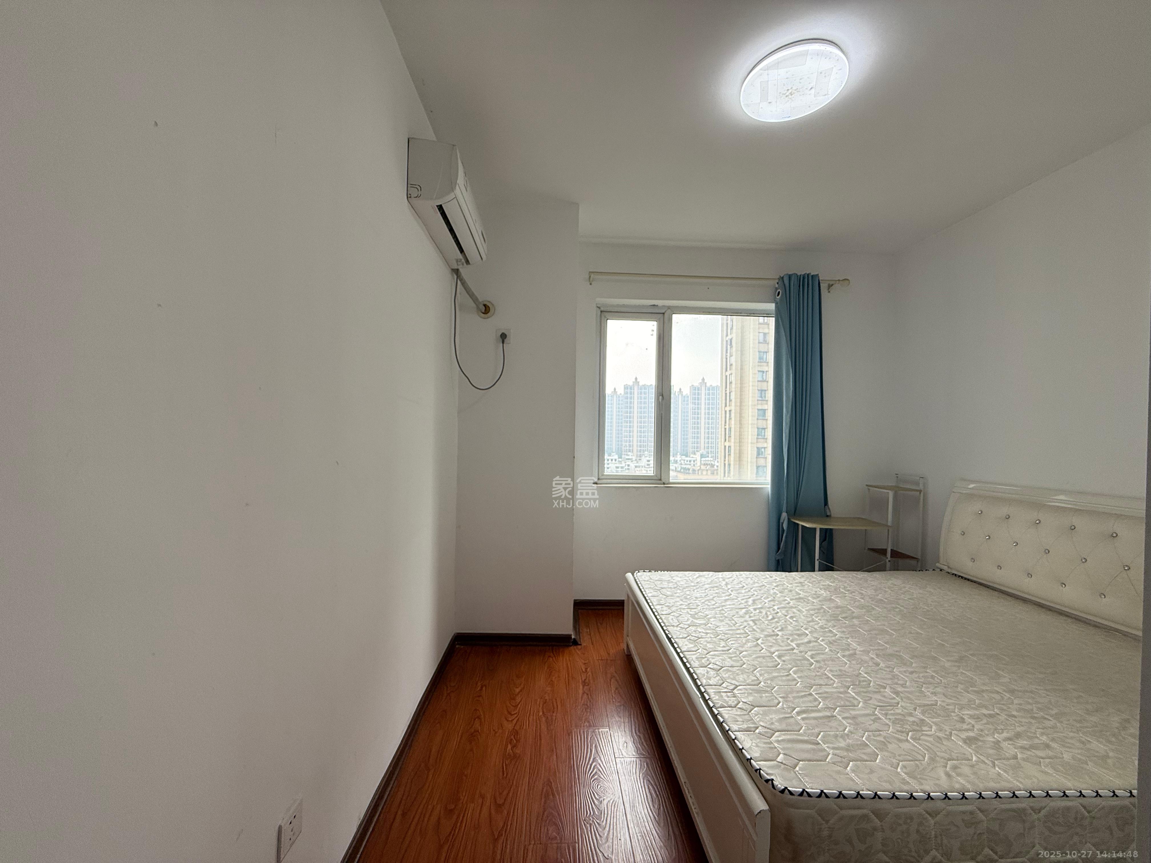 嘉宇银杉（嘉宇西苑）  3室2厅2卫    2100.0元/月室内图