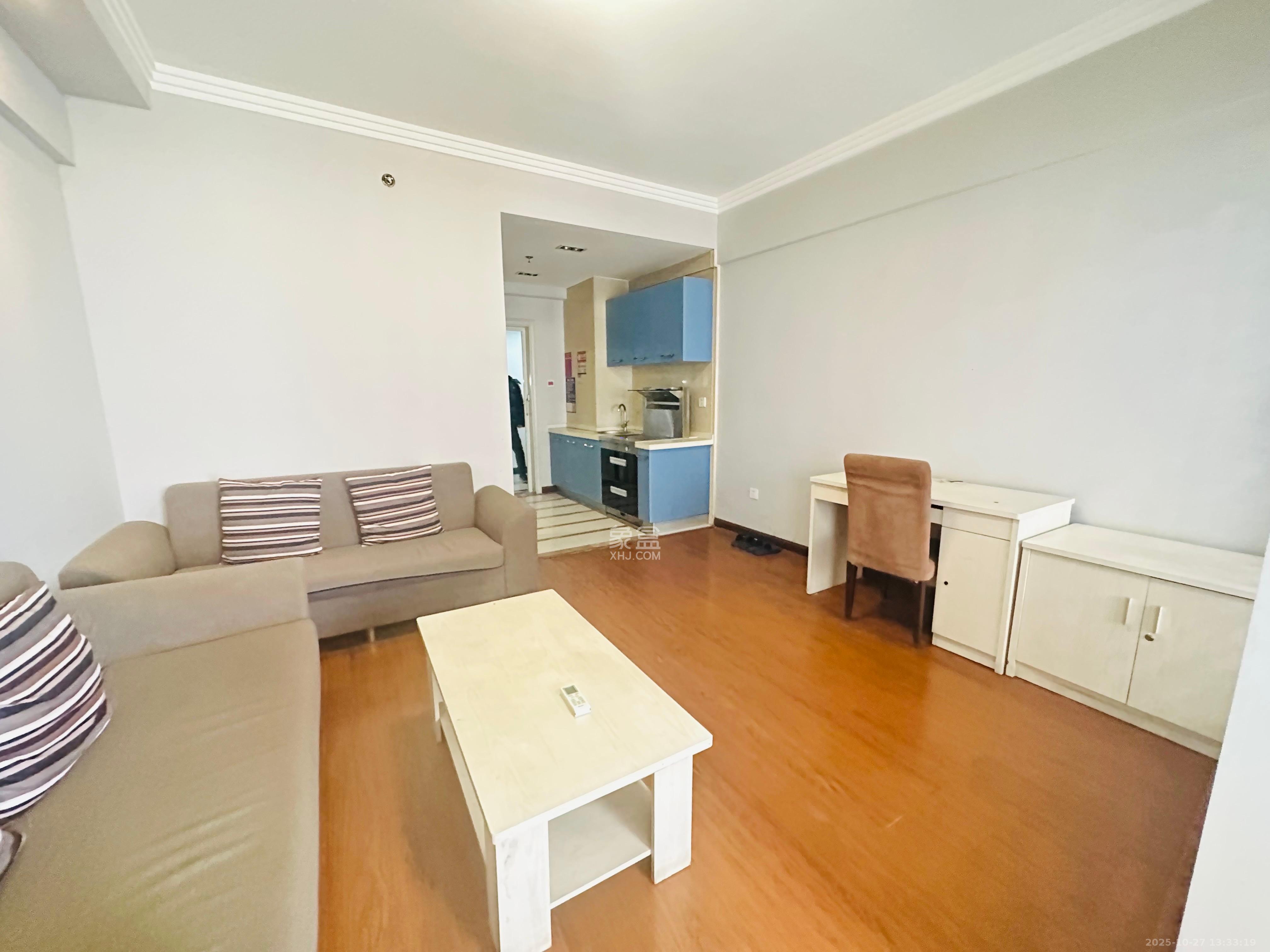 西子一间 1室1厅1卫 1500.0元/月 西子一间 1室1厅1卫 1500.0元/月室内图