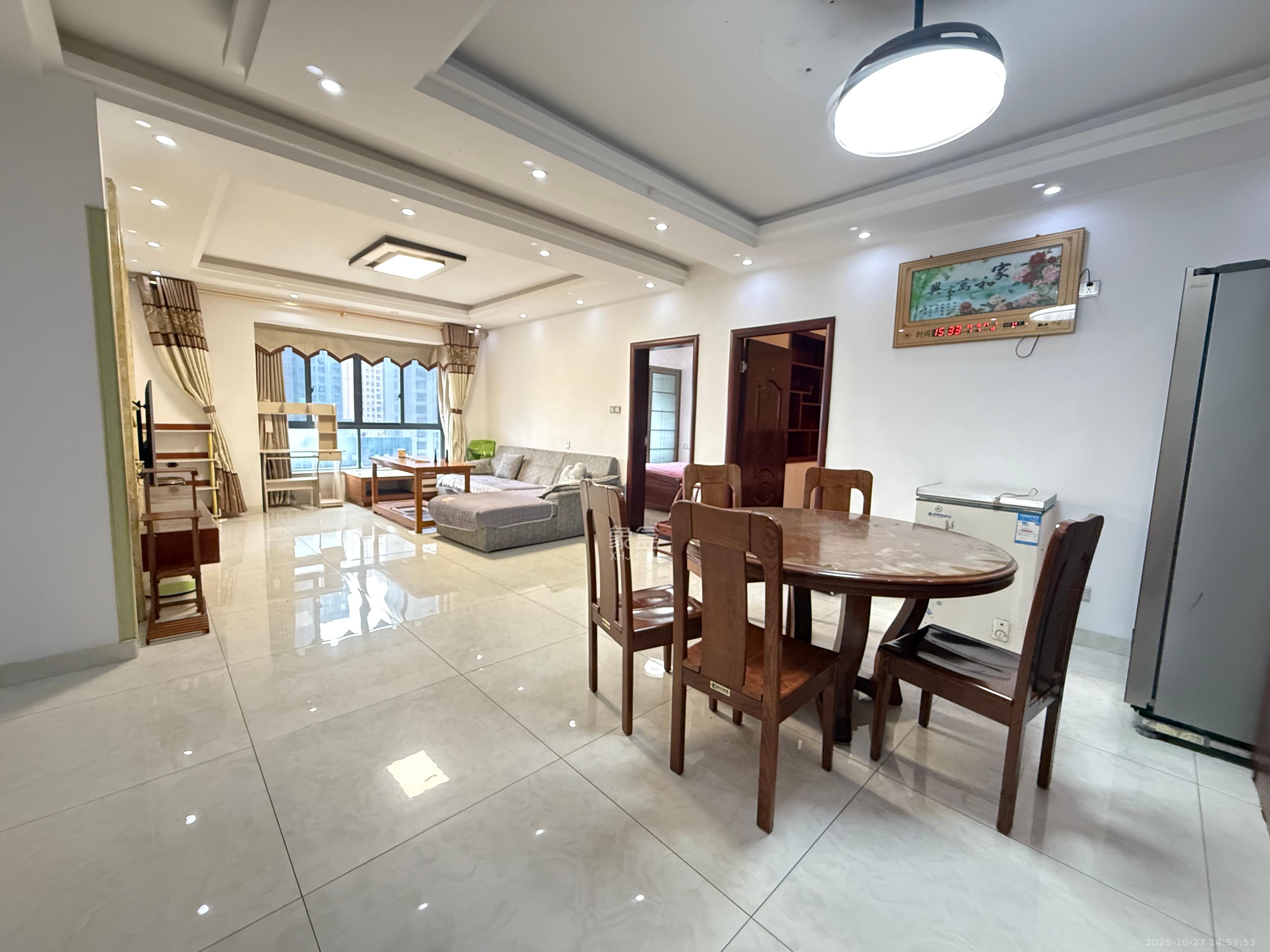 恒基凯旋门一二期 4室2厅2卫 2600.0元/月 恒基凯旋门一二期 4室2厅2卫 2600.0元/月室内图