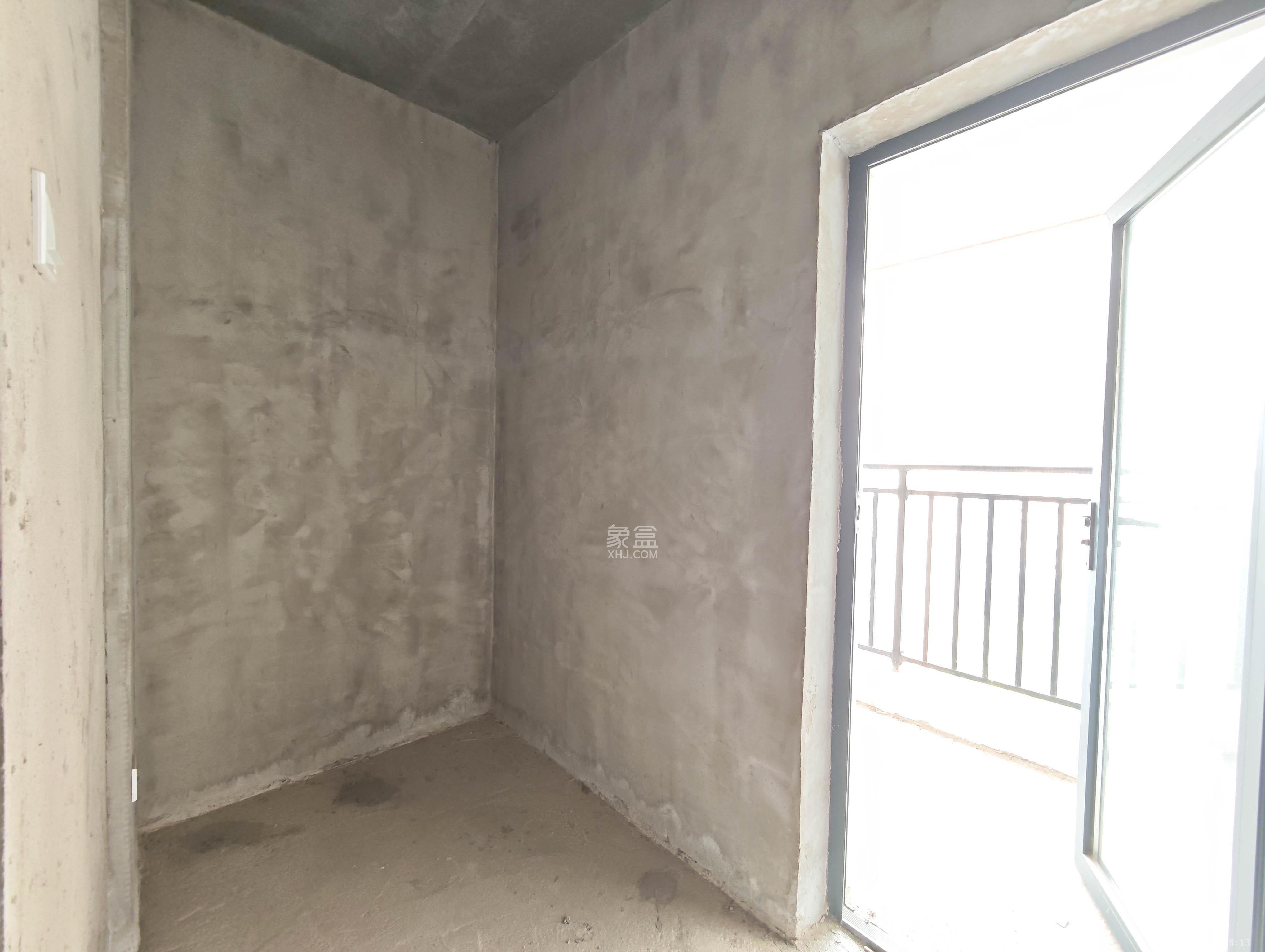 中建嘉和城  4室2厅2卫    100.0万其他