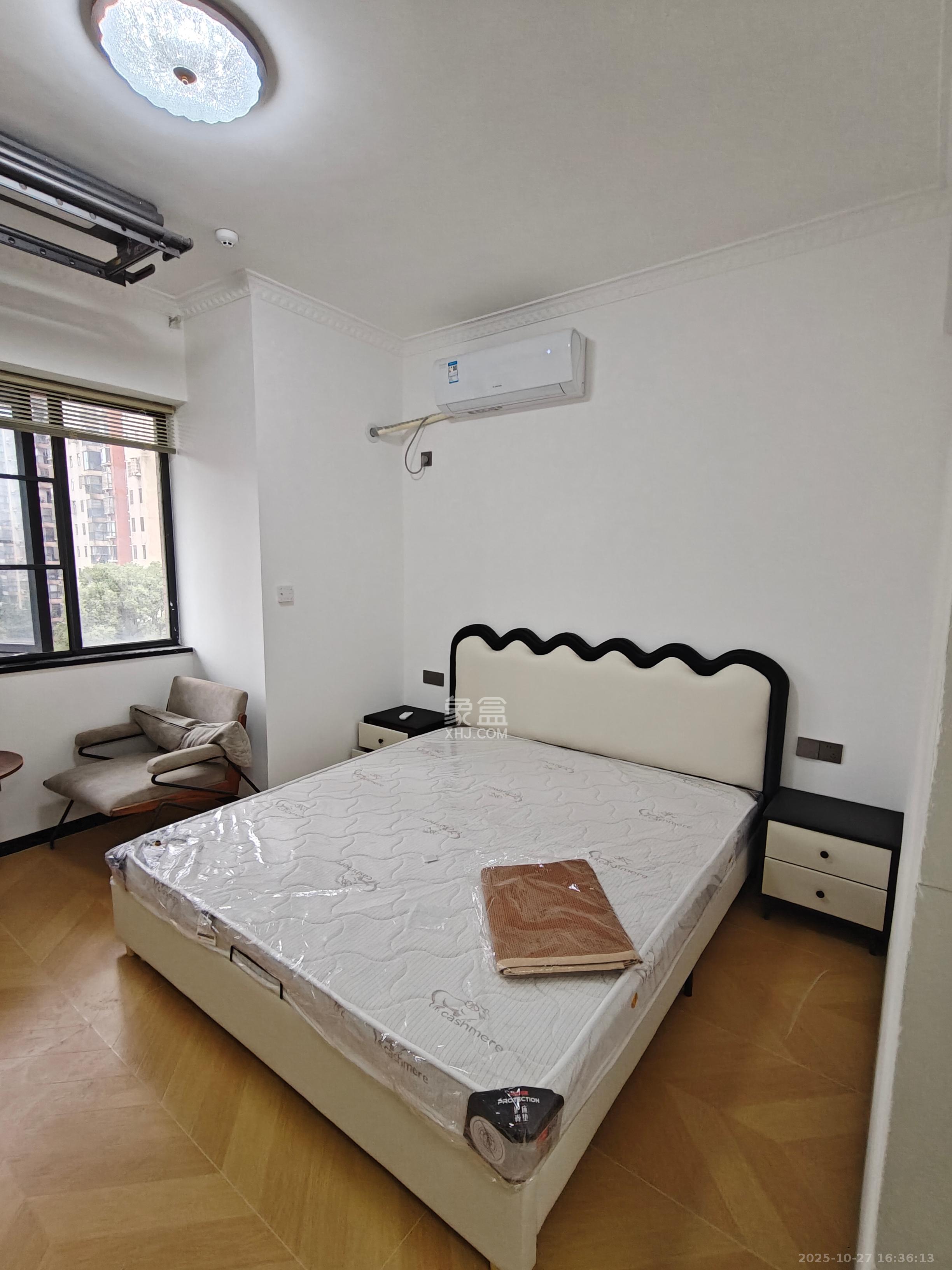 湘翰御舍  1室0厅1卫    1400.0元/月室内图