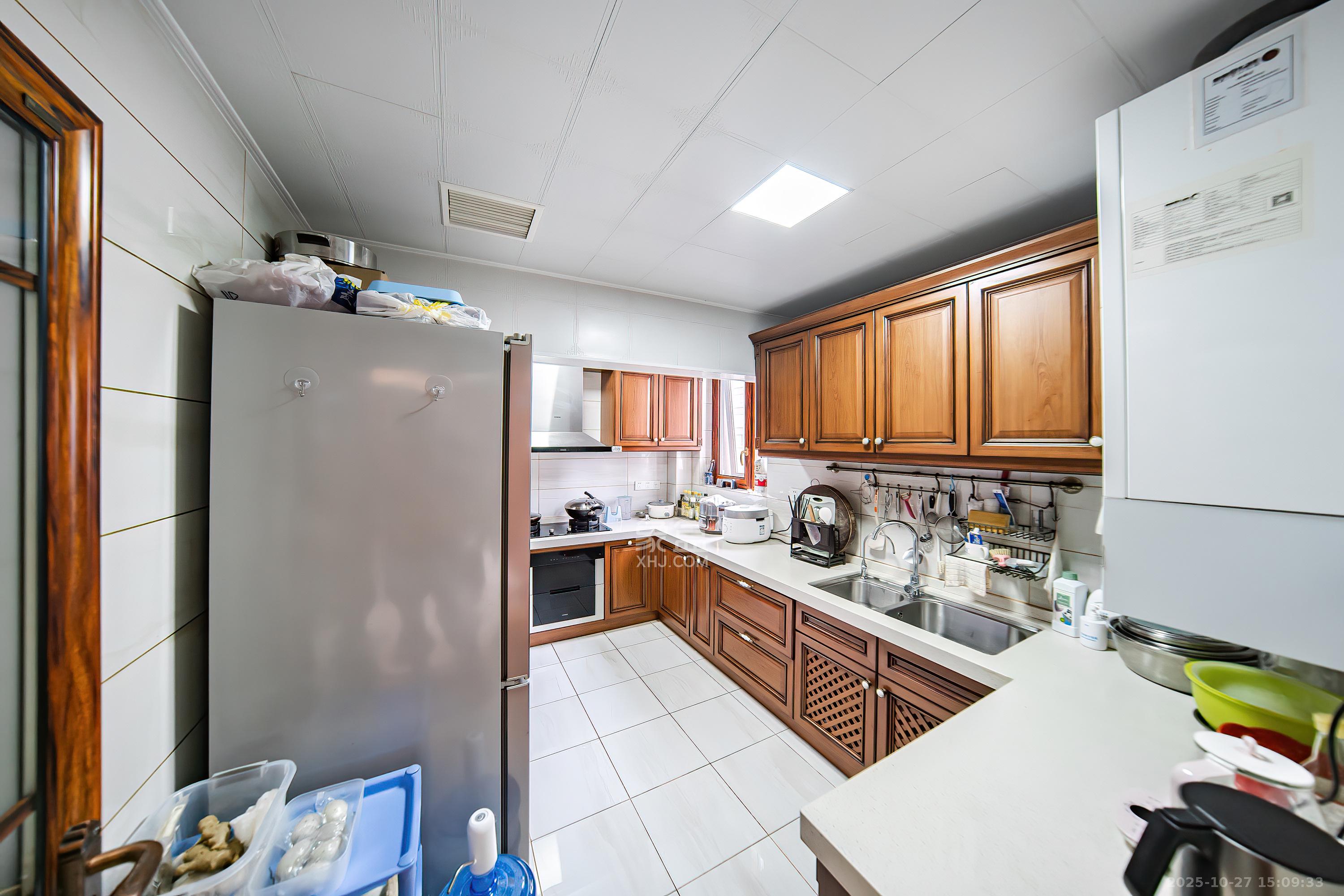 福祥家园(农信家园)  6室2厅2卫    398.0万 福祥家园(农信家园)  6室2厅2卫    398.0万厨房