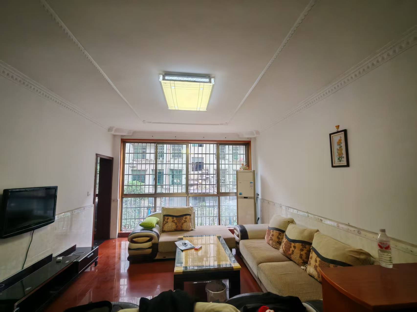 悦江花园  2室2厅1卫    1280.0元/月