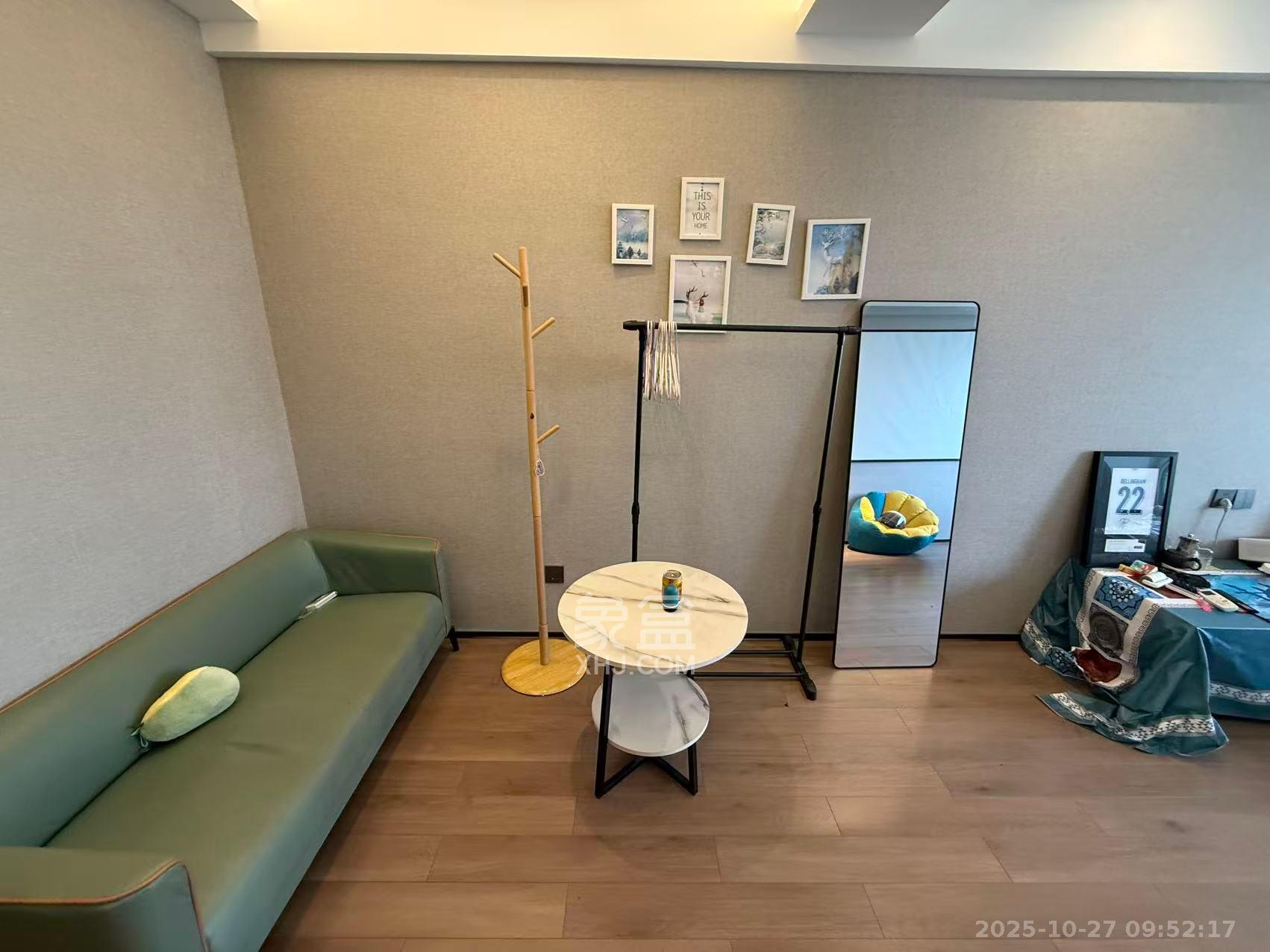 达美涧溪山  1室1厅1卫    1800.0元/月室内图