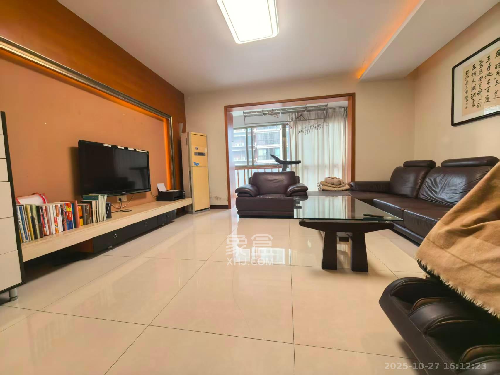 中天枫景园  4室2厅2卫    6500.0元/月 中天枫景园  4室2厅2卫    6500.0元/月室内图