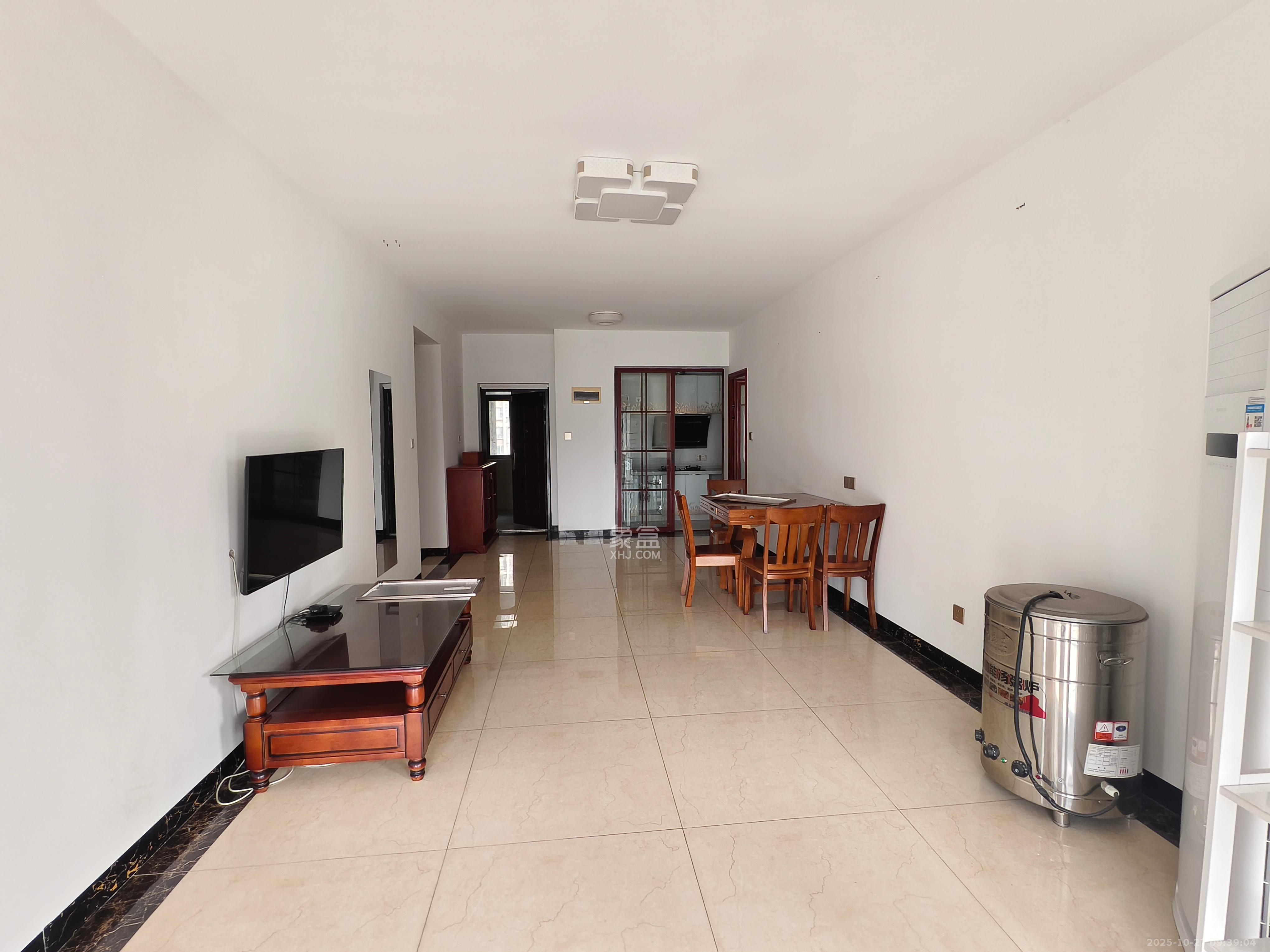 嘉宇盛世华章  3室2厅1卫    2200.0元/月 嘉宇盛世华章  3室2厅1卫    2200.0元/月室内图