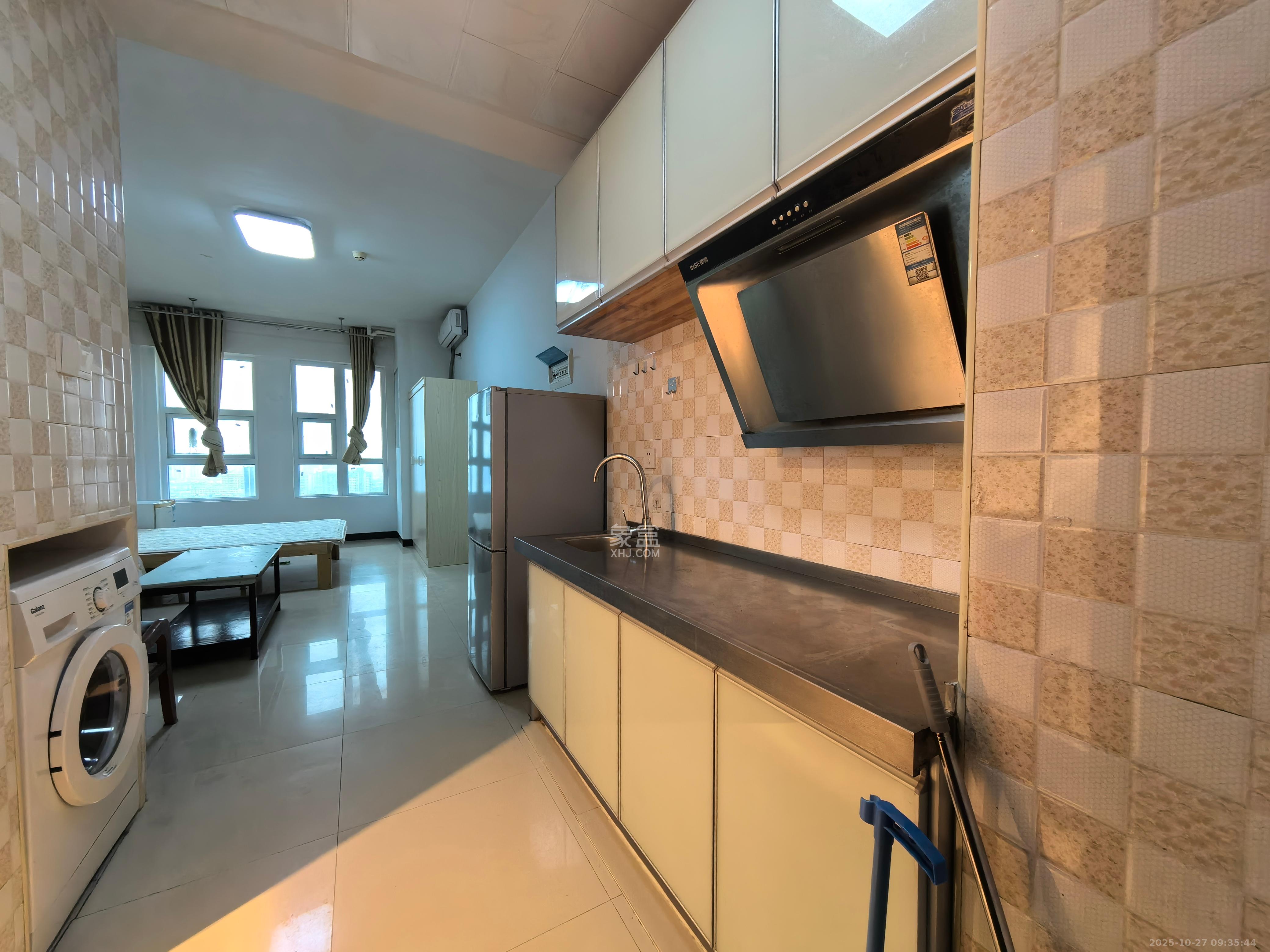 永林小时代  1室1厅1卫    1300.0元/月室内图