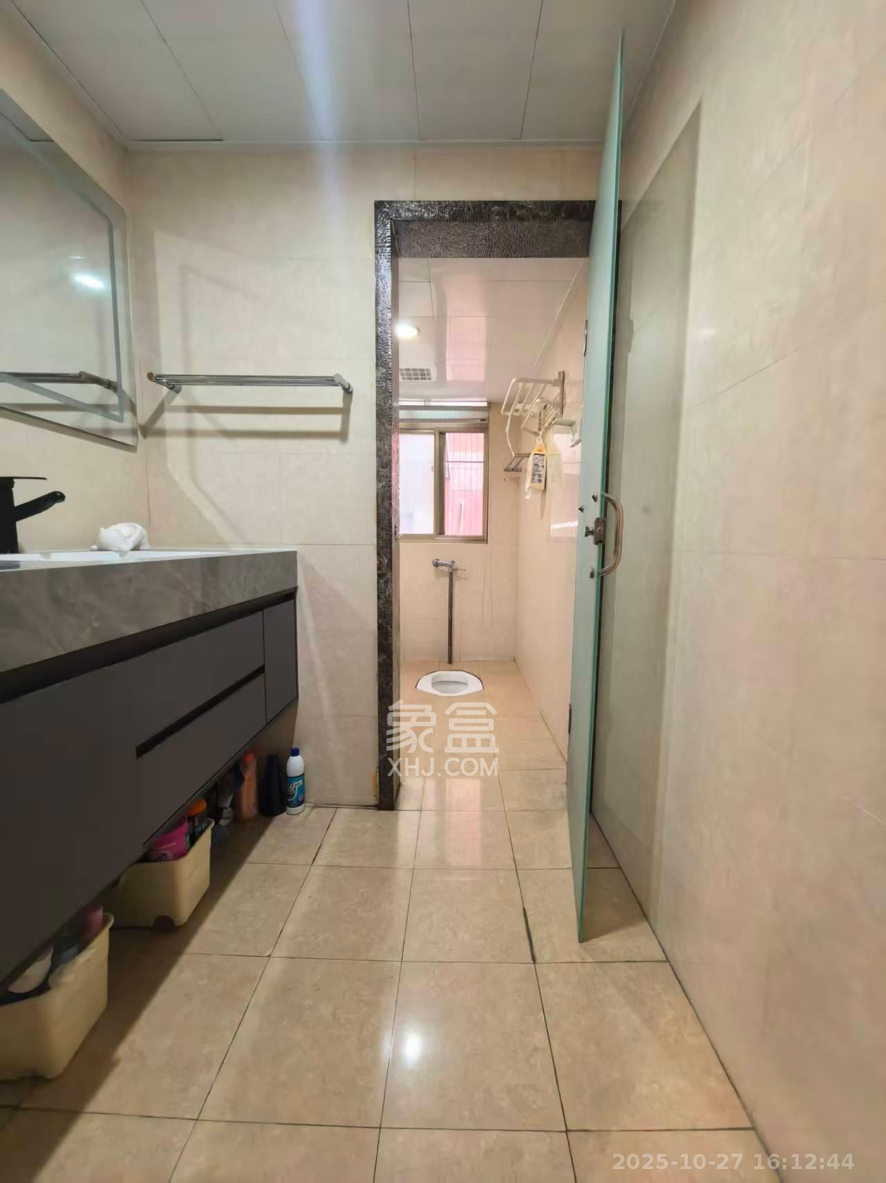 中天枫景园  4室2厅2卫    6500.0元/月 中天枫景园  4室2厅2卫    6500.0元/月室内图