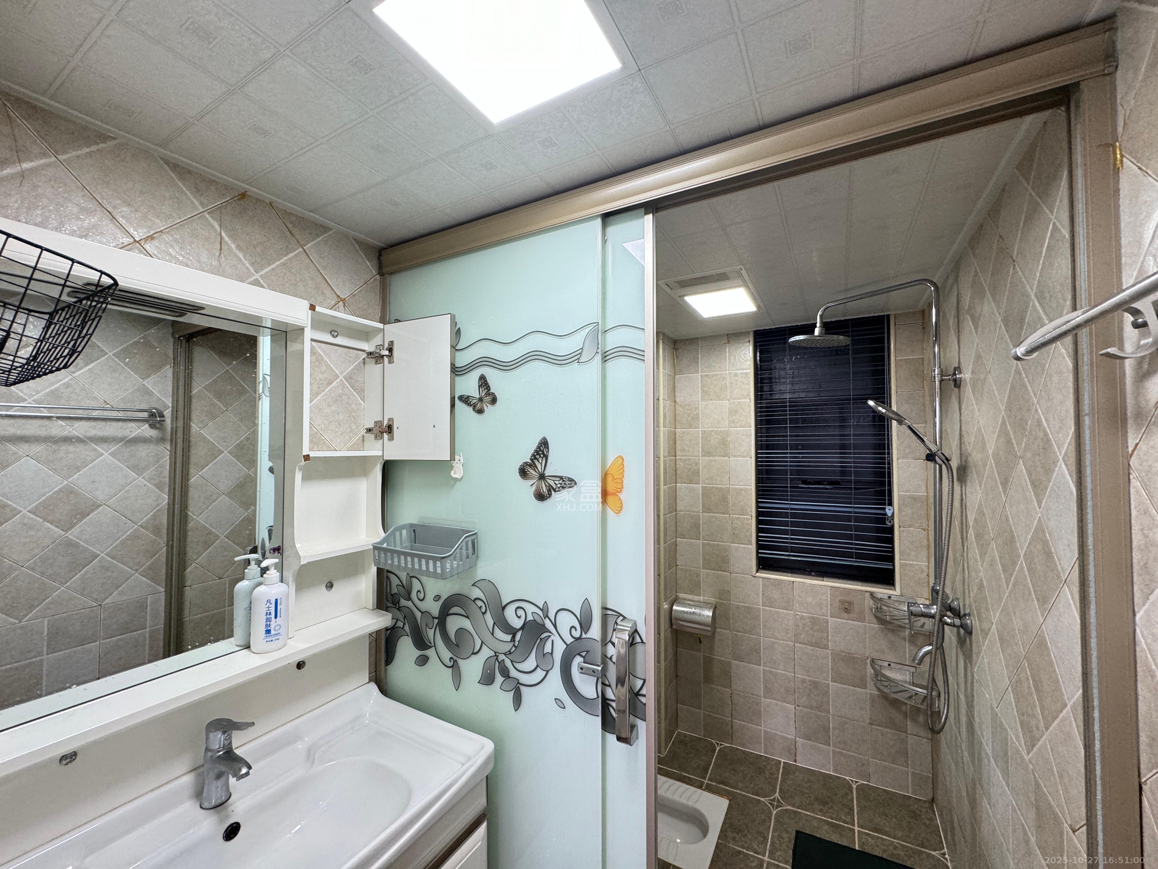 华润置地广场二期  2室2厅1卫    1850.0元/月室内图