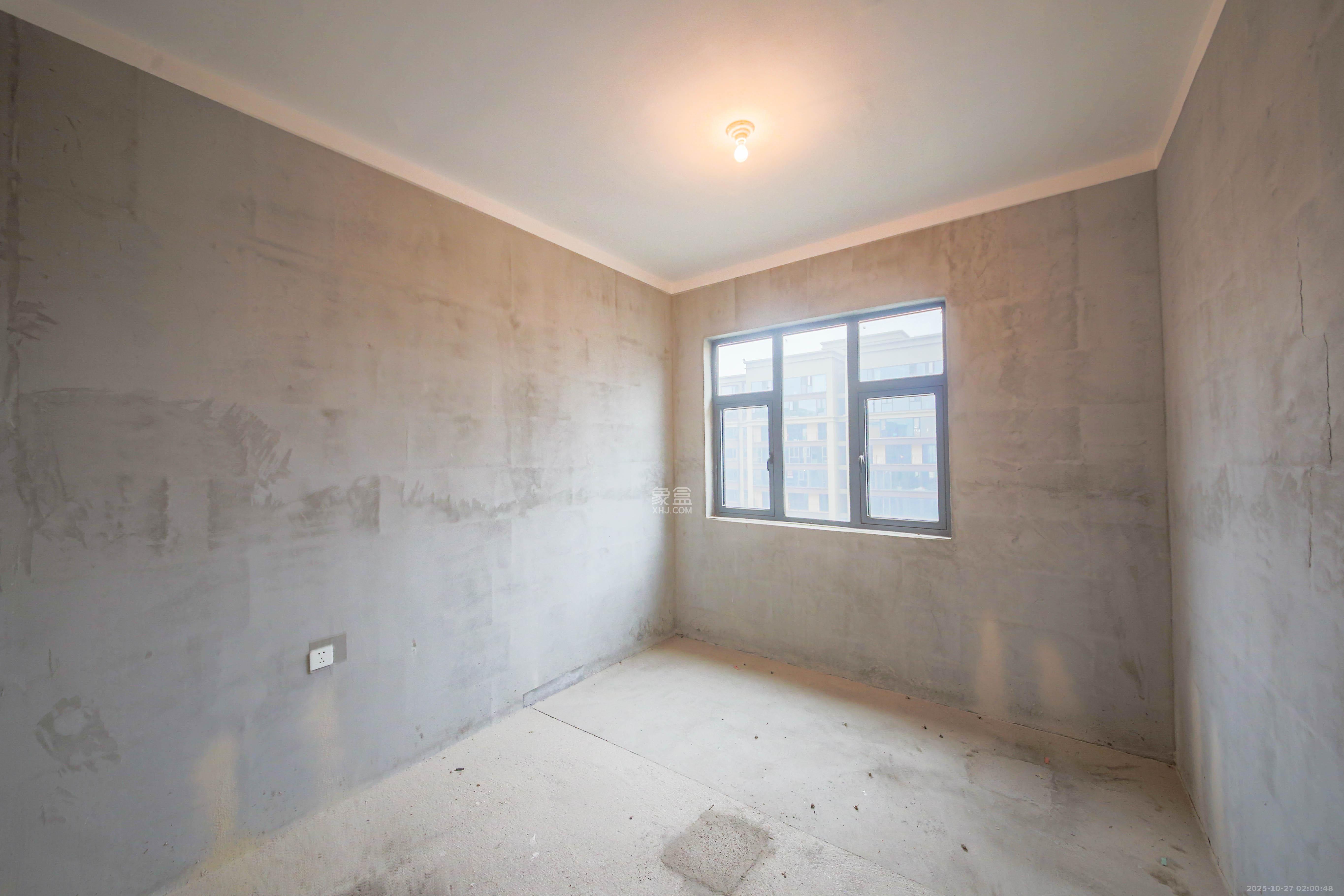 中建钰和城 4室2厅3卫 285.0万 中建钰和城 4室2厅3卫 285.0万卧室