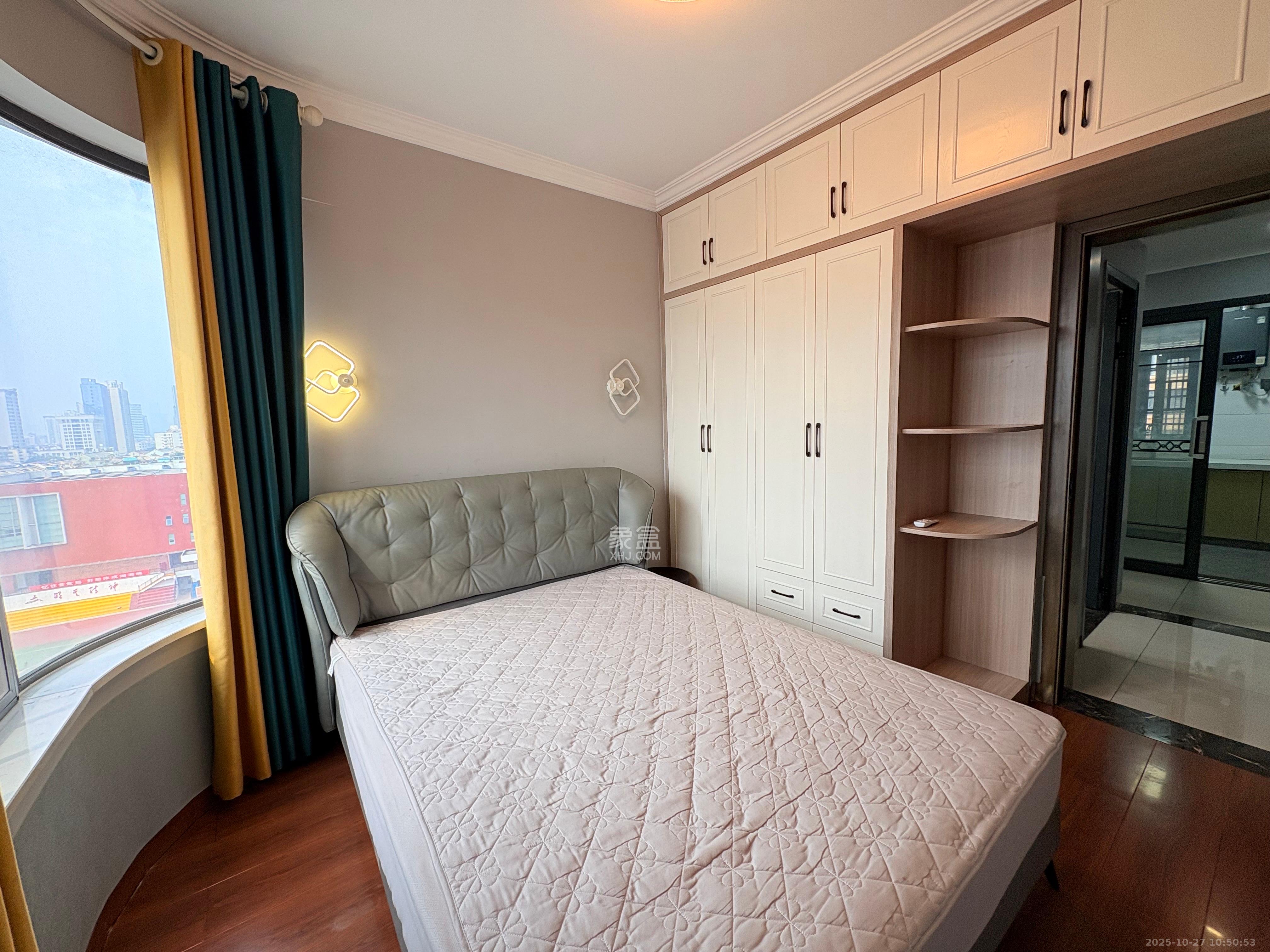 嘉雨兴园  2室1厅1卫    2580.0元/月室内图