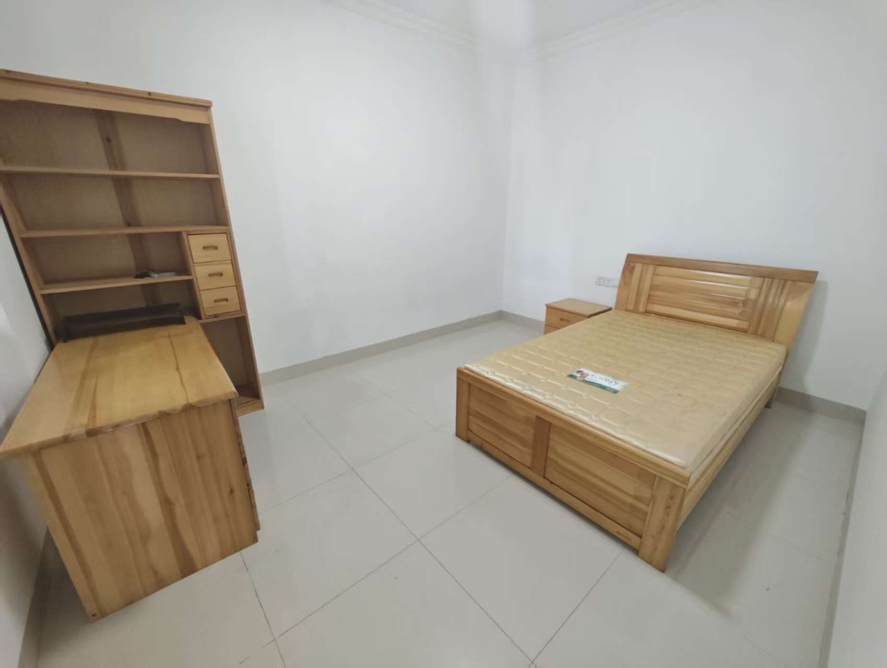 环强御景湾  3室2厅2卫    3200.0元/月室内图