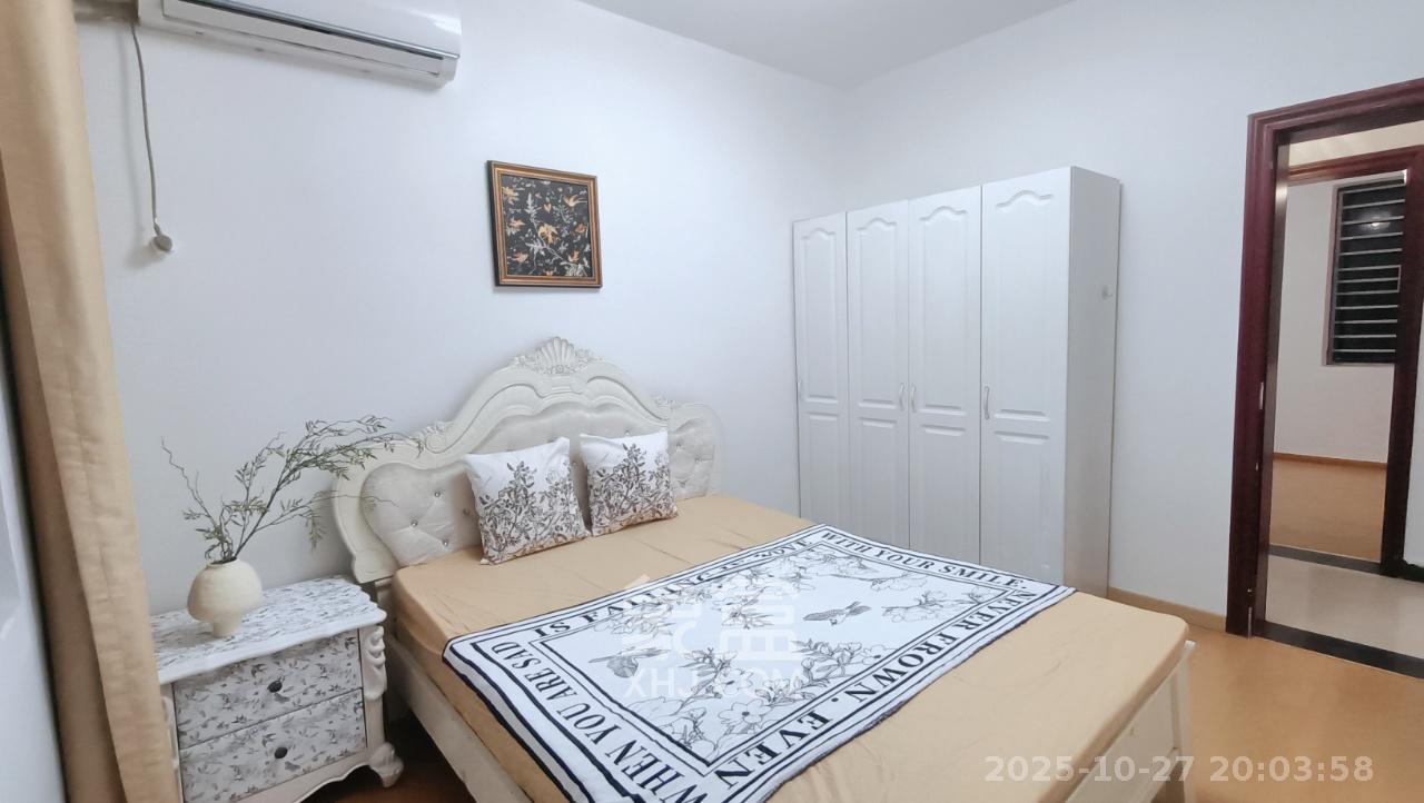 融圣国际  4室2厅2卫    4200.0元/月室内图