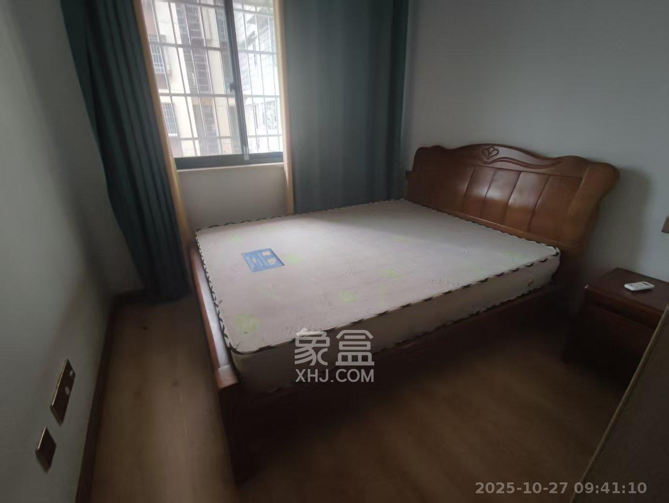 桥头家苑一期  3室2厅1卫    1800.0元/月室内图