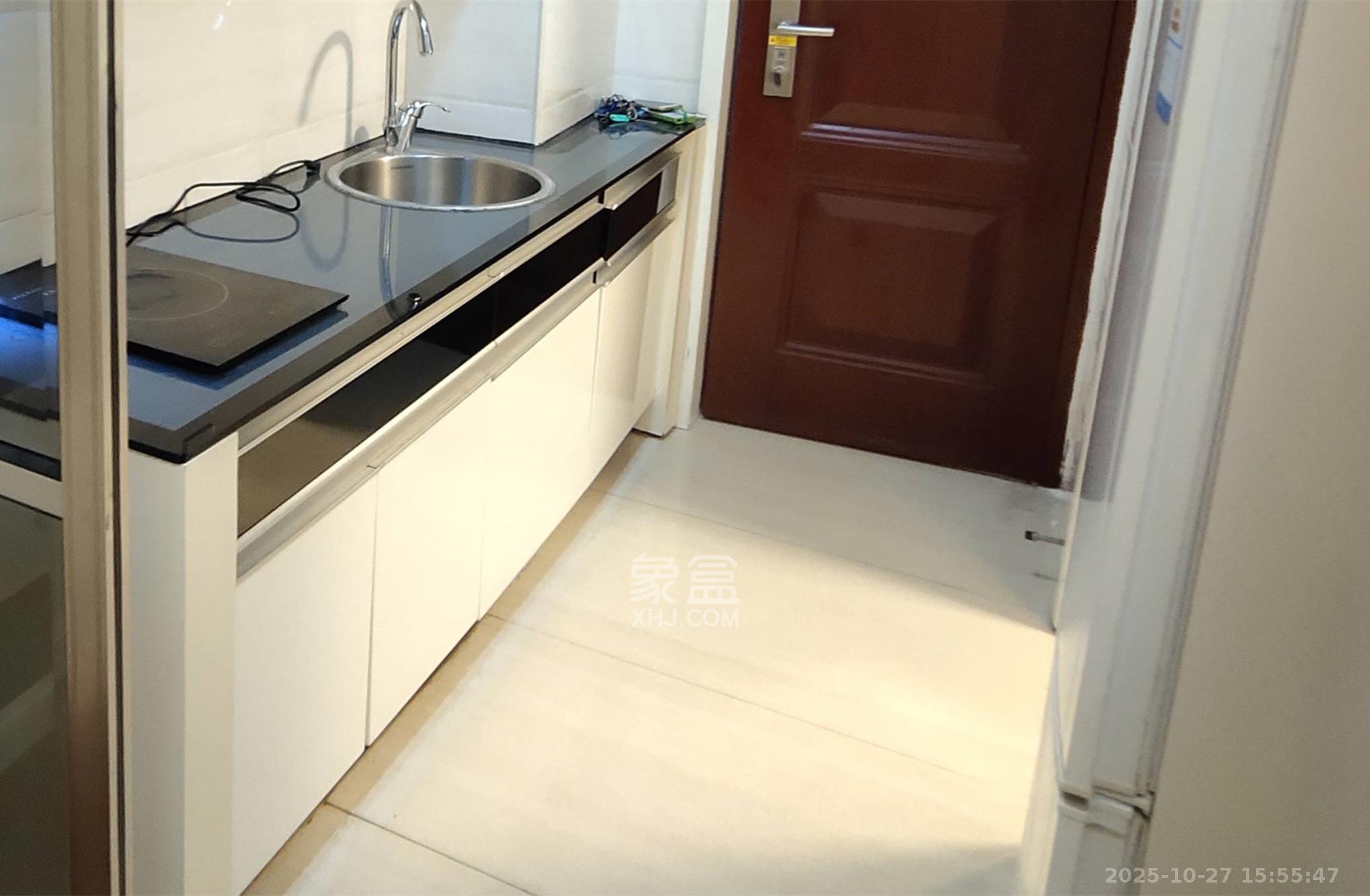 壹号公馆  1室1厅1卫    2100.0元/月 壹号公馆  1室1厅1卫    2100.0元/月室内图