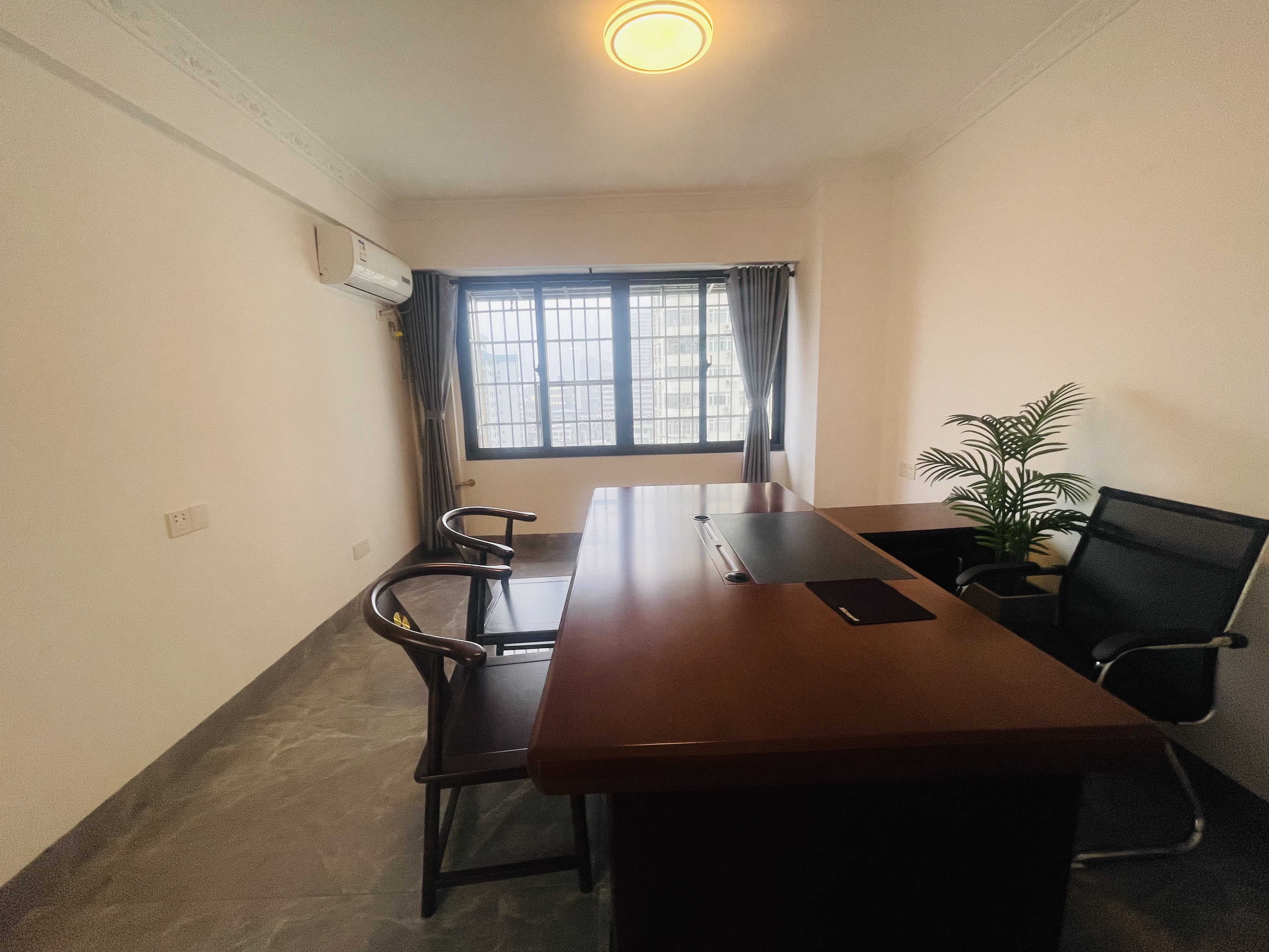 国贸大厦  3室2厅1卫    3000.0元/月 国贸大厦  3室2厅1卫    3000.0元/月室内图