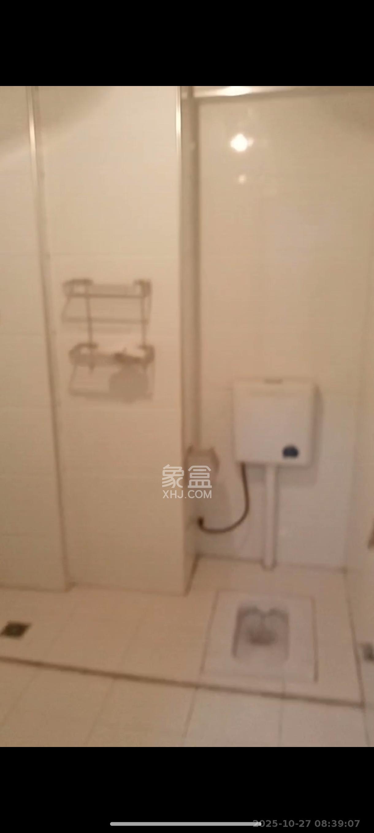建鑫二期  1室1厅1卫    21.5万客厅