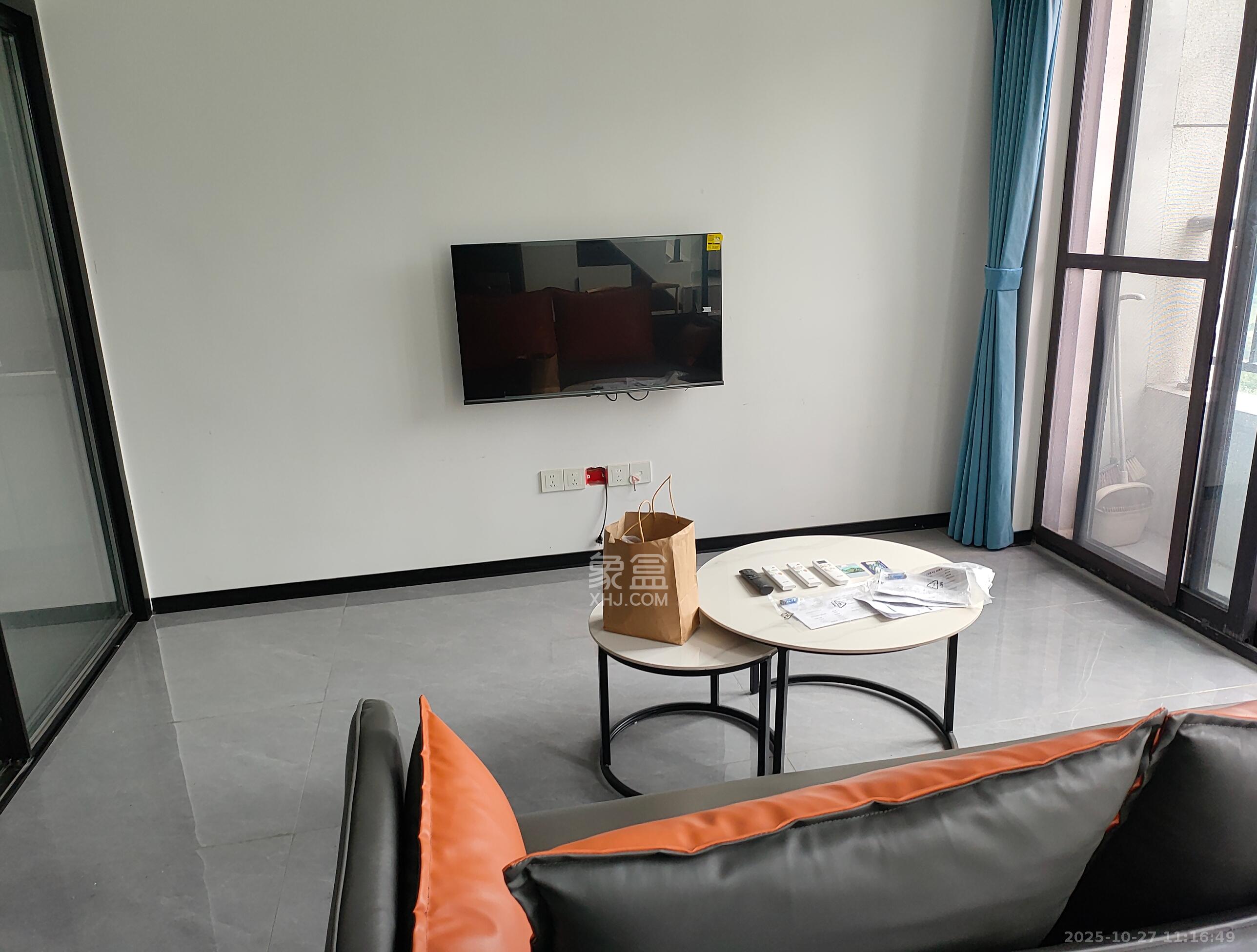 新城悦隽公园  2室1厅1卫    1880.0元/月 新城悦隽公园  2室1厅1卫    1880.0元/月室内图