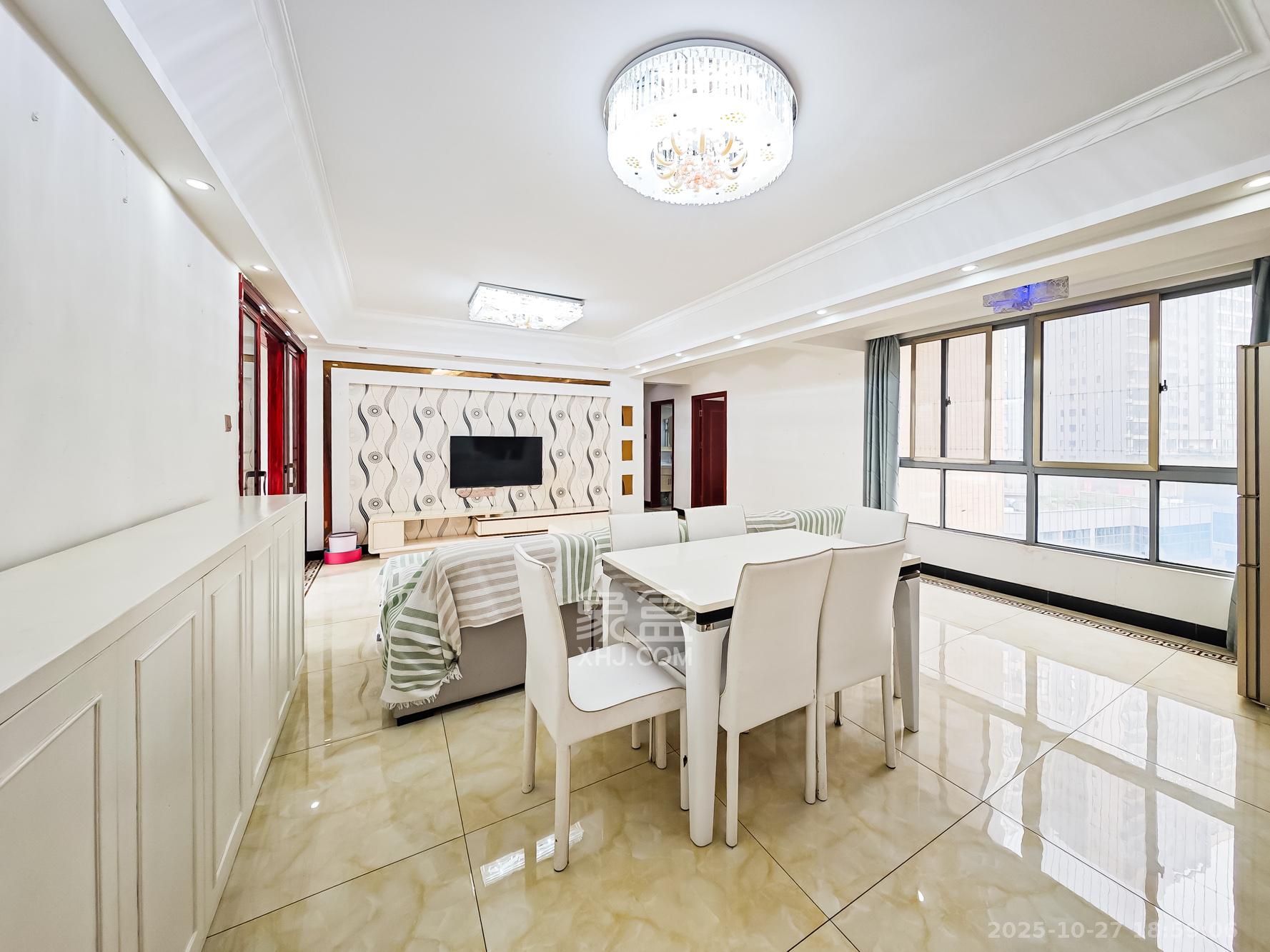 钱隆世家  3室2厅2卫    92.8万