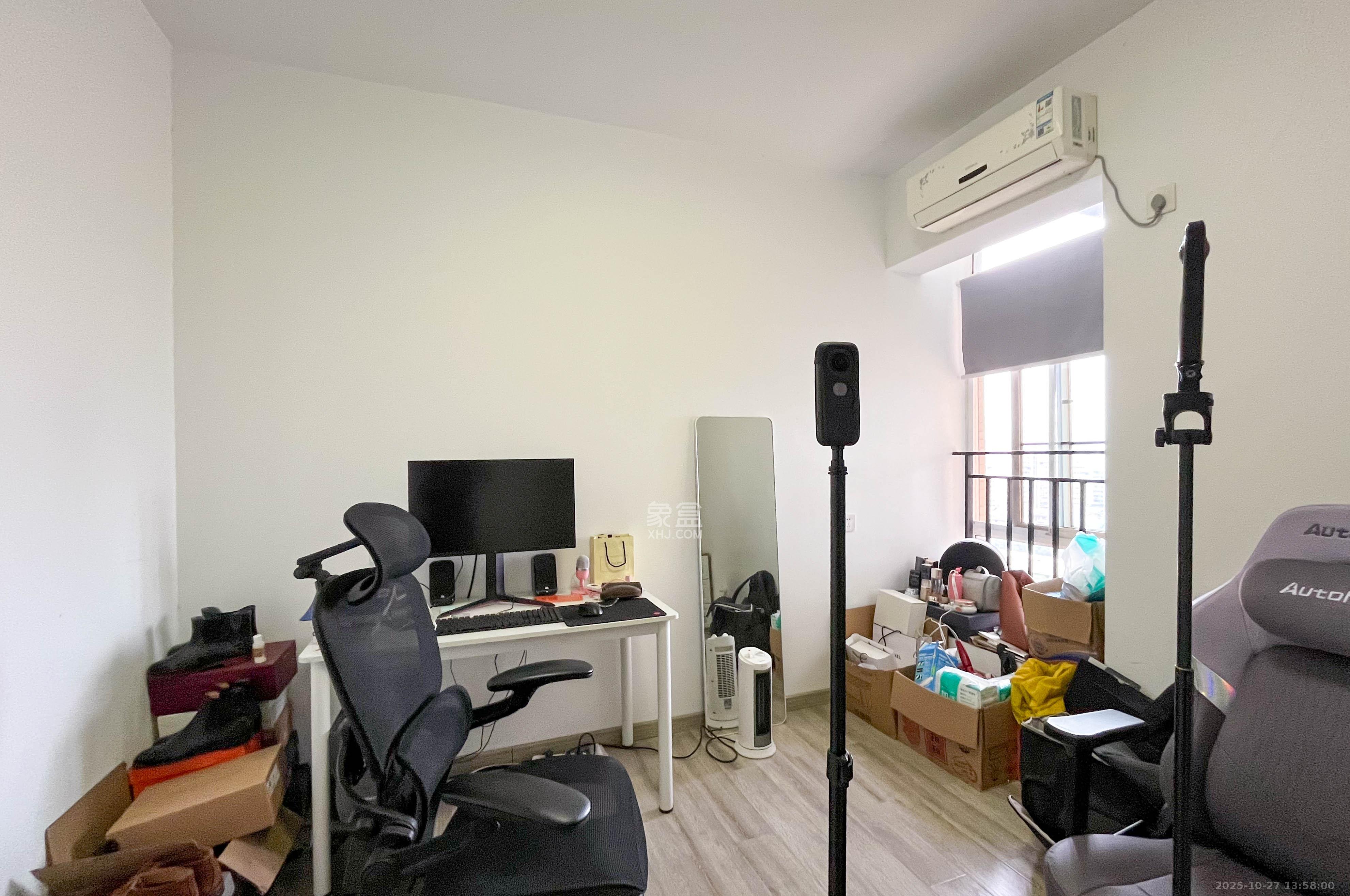 沁园春御院  3室2厅2卫    136.0万其他