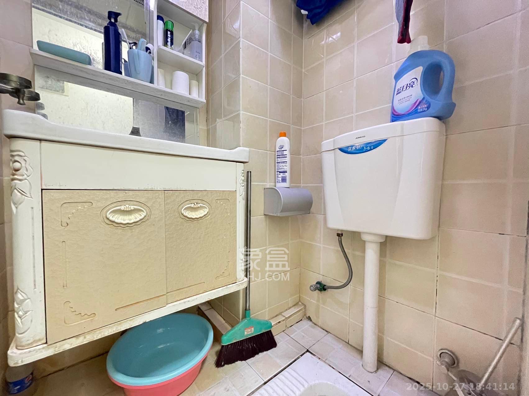 保利麓谷林语I区  1室1厅1卫    1000.0元/月