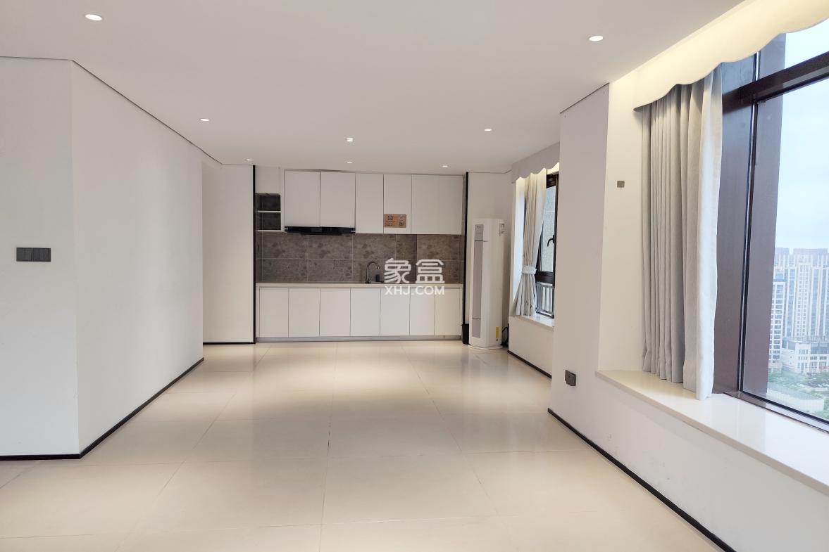 海航豪庭南苑  2室2厅2卫    4500.0元/月 海航豪庭南苑  2室2厅2卫    4500.0元/月室内图