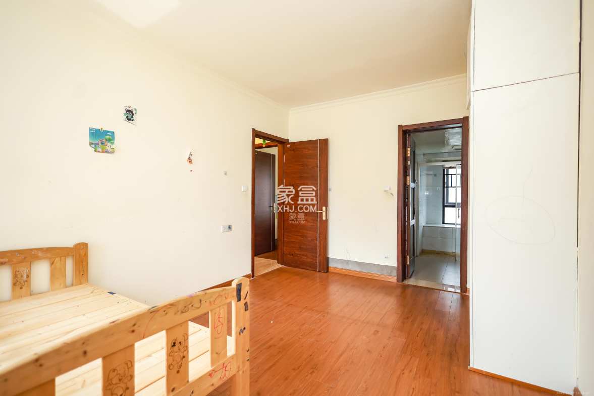 碧桂园荟隽棠 4室2厅2卫 132.0万 碧桂园荟隽棠 4室2厅2卫 132.0万卧室