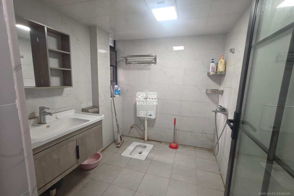 和庄  3室1厅1卫    2500.0元/月 和庄  3室1厅1卫    2500.0元/月室内图