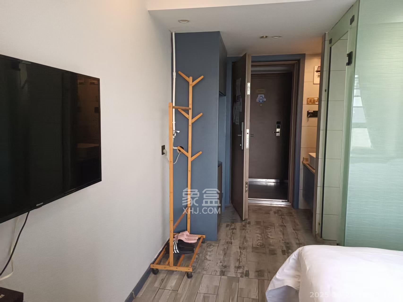 好莱城（弘德西街）  1室1厅1卫    1100.0元/月室内图