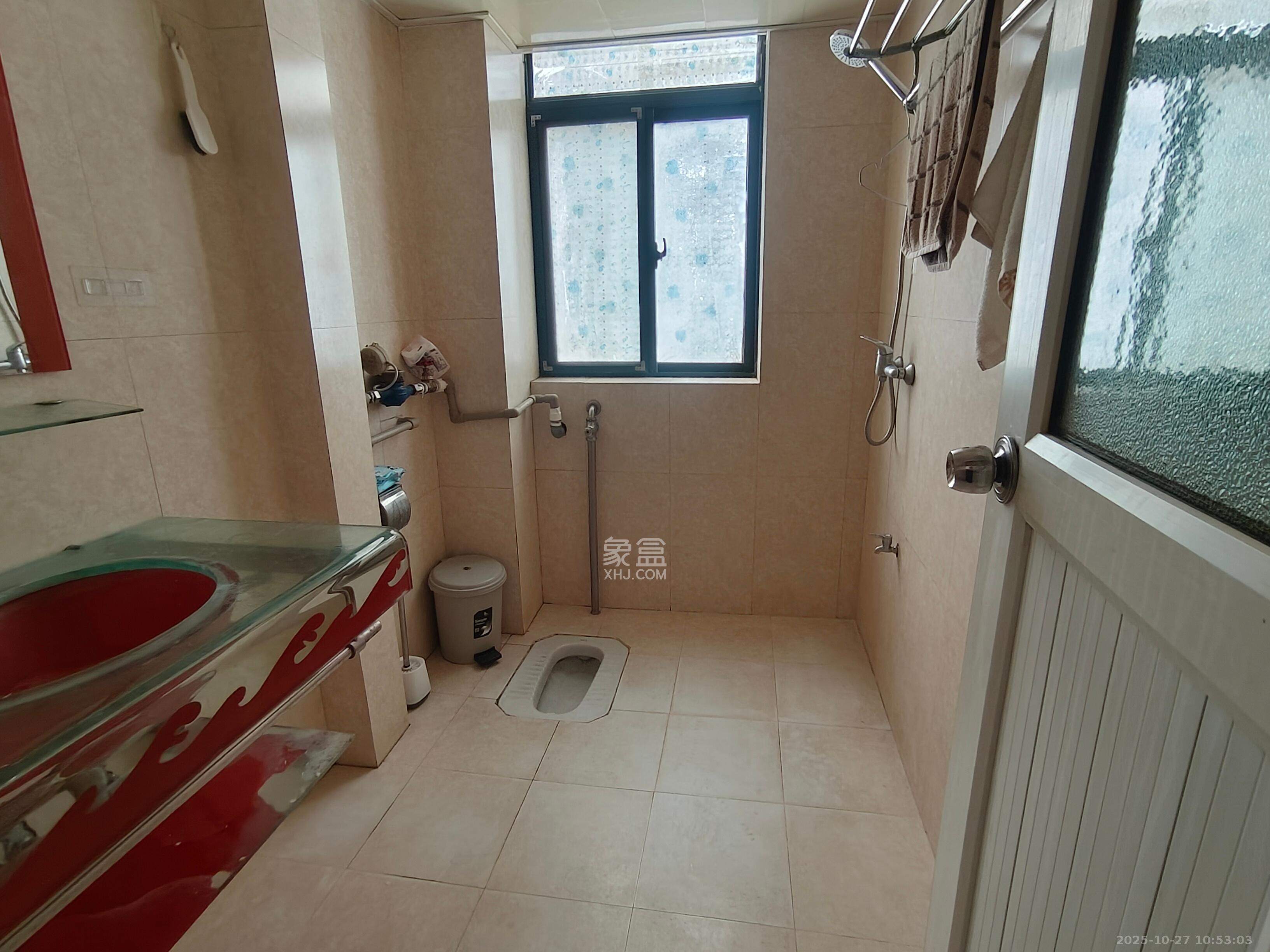 通泰梅岭苑  2室2厅1卫    2500.0元/月室内图