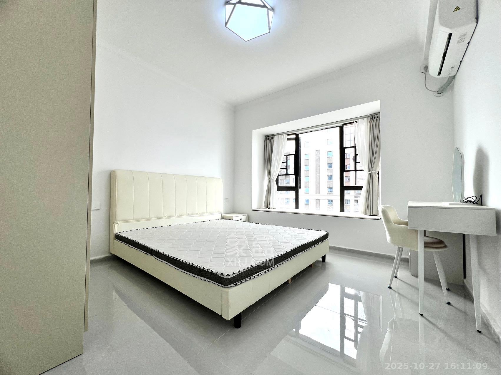 阳光城尚东湾嘉林苑  3室2厅1卫    3000.0元/月 阳光城尚东湾嘉林苑  3室2厅1卫    3000.0元/月室内图