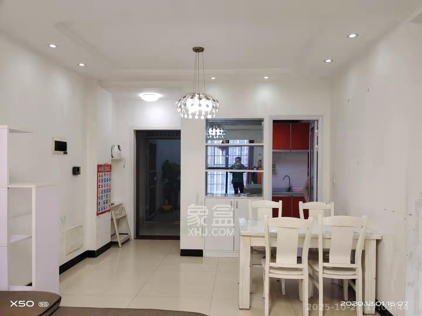 康斯丹郡(融程领秀佳园)  3室2厅1卫    2000.0元/月 康斯丹郡(融程领秀佳园)  3室2厅1卫    2000.0元/月室内图