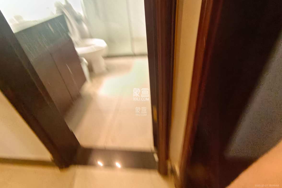 恒大御景半岛锦绣苑  3室2厅2卫    3200.0元/月 恒大御景半岛锦绣苑  3室2厅2卫    3200.0元/月室内图