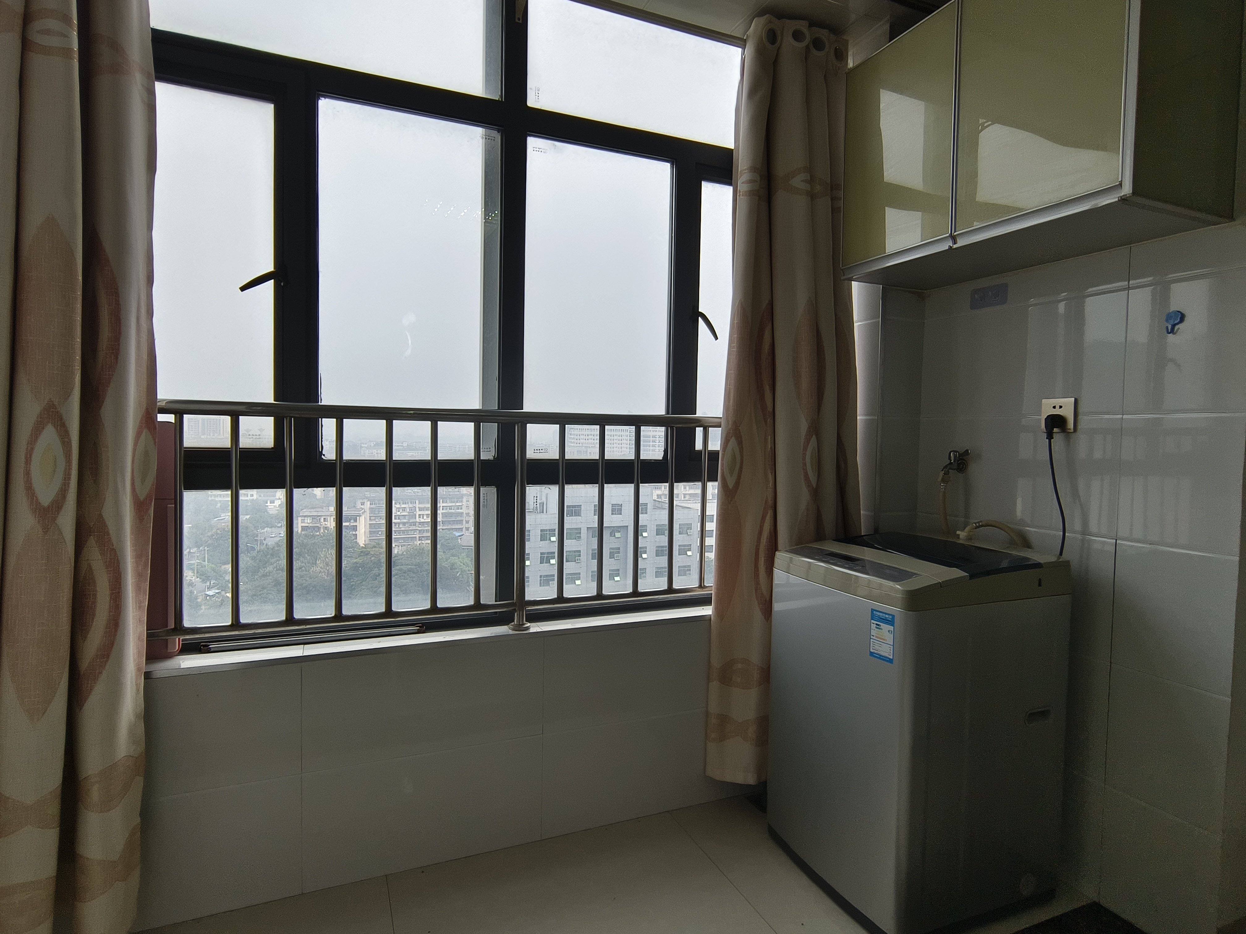 梓山湖公馆  1室1厅1卫    19.8万客厅